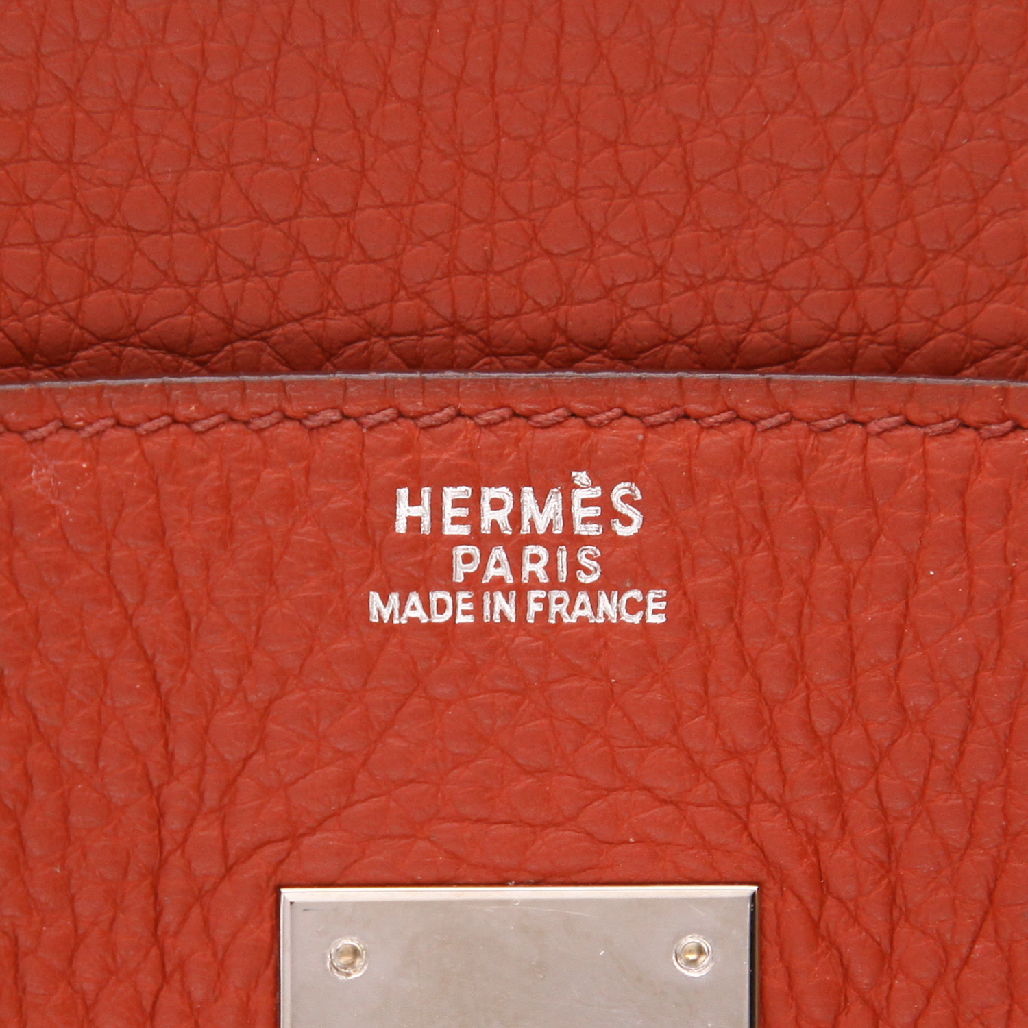 Hermès  Birkin 30 cm handbag  in red togo leather - Detail D2