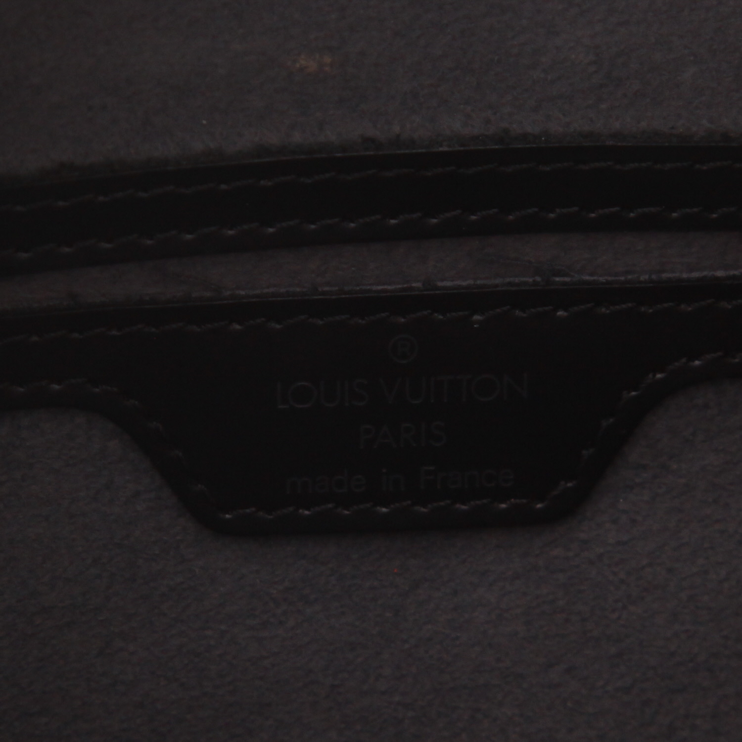Louis Vuitton  Papillon handbag  in black epi leather - Detail D2