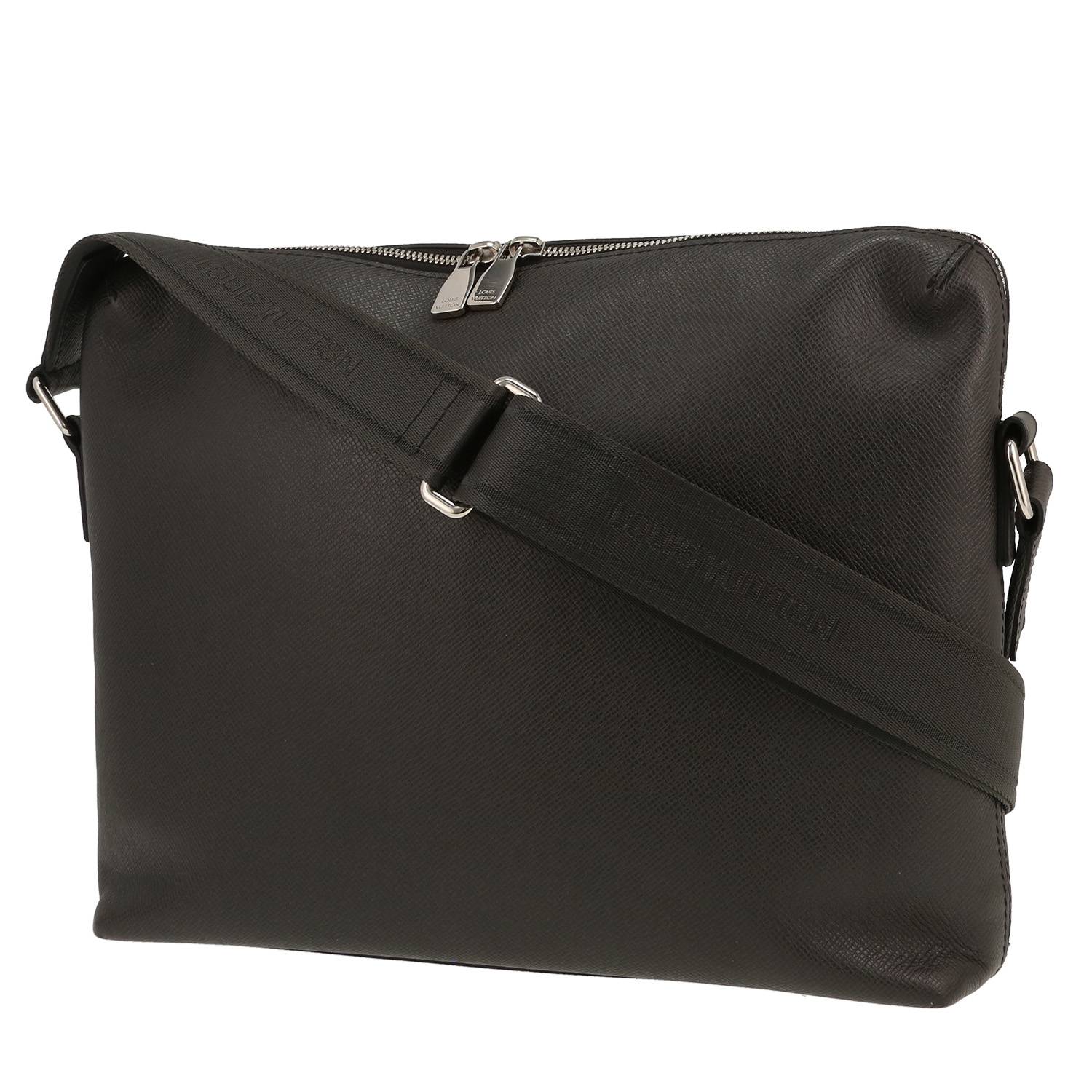 Sac Messenger Louis Vuitton cuir noir occasion