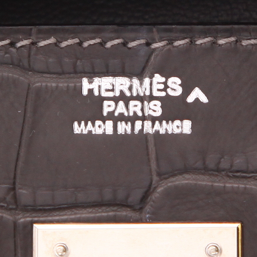 Bolso de mano Hermès  Birkin 30 cm en cocodrilo porosus gris antracita - Detail D2