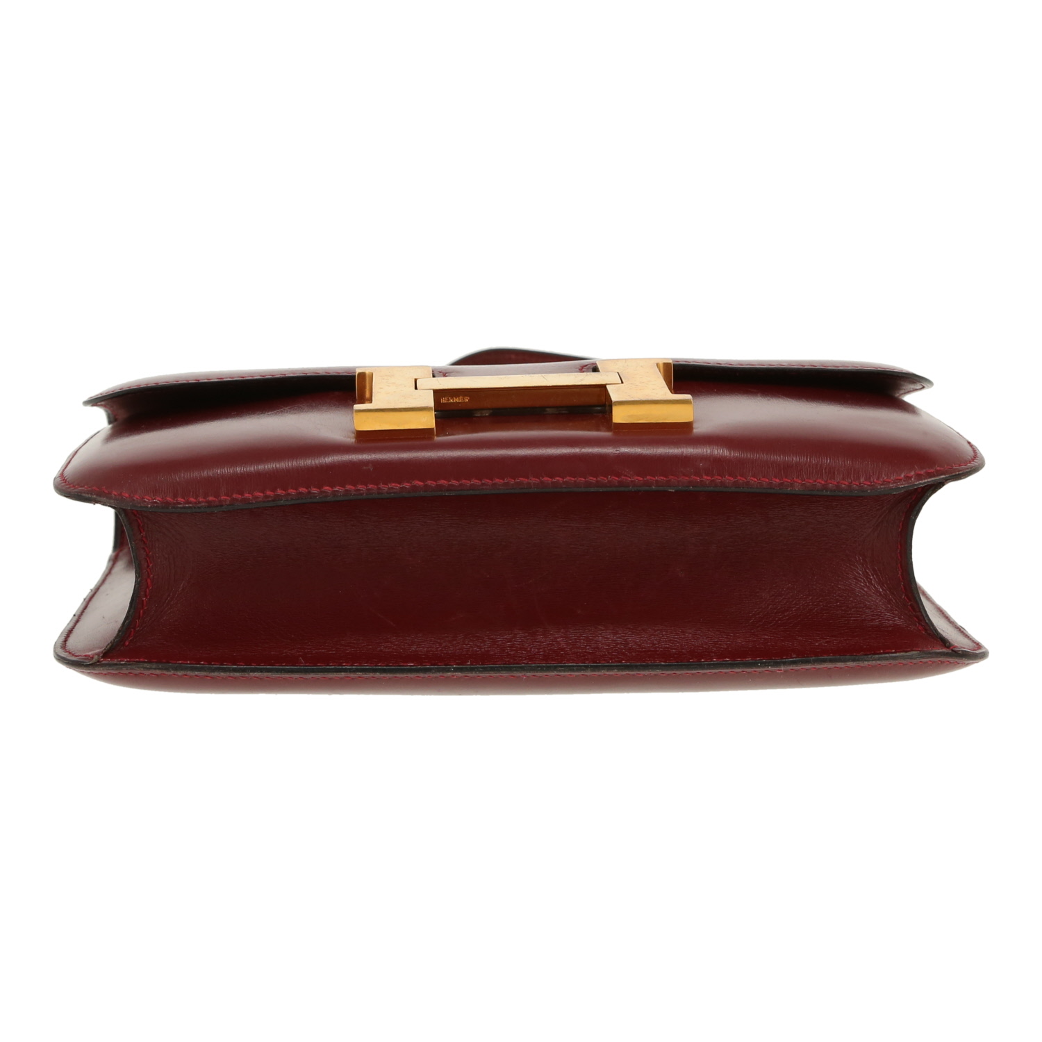 Bolso de mano Hermès  Constance en cuero box color burdeos - Detail D1
