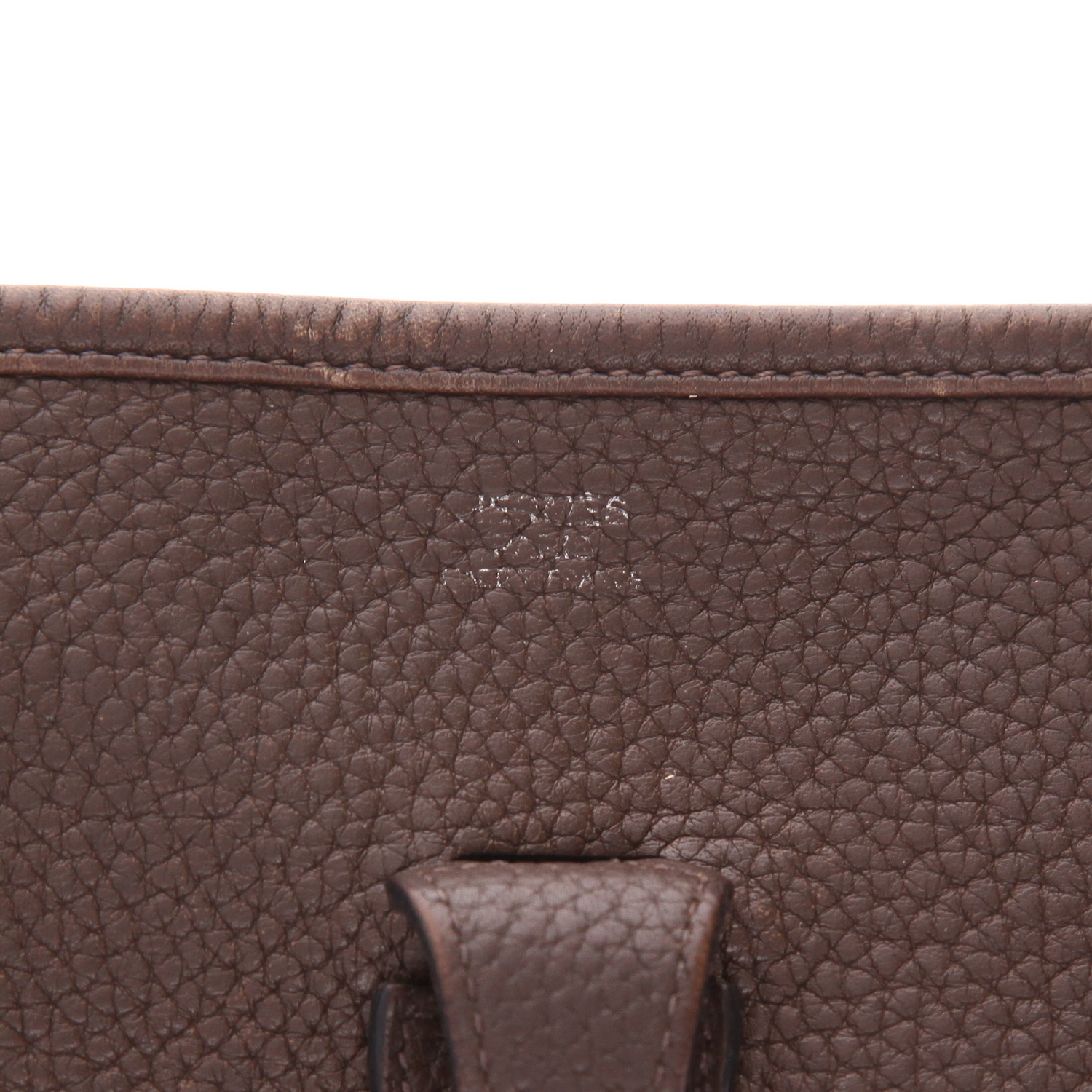 Bolso bandolera Hermès  Evelyne en cuero togo marrón - Detail D2