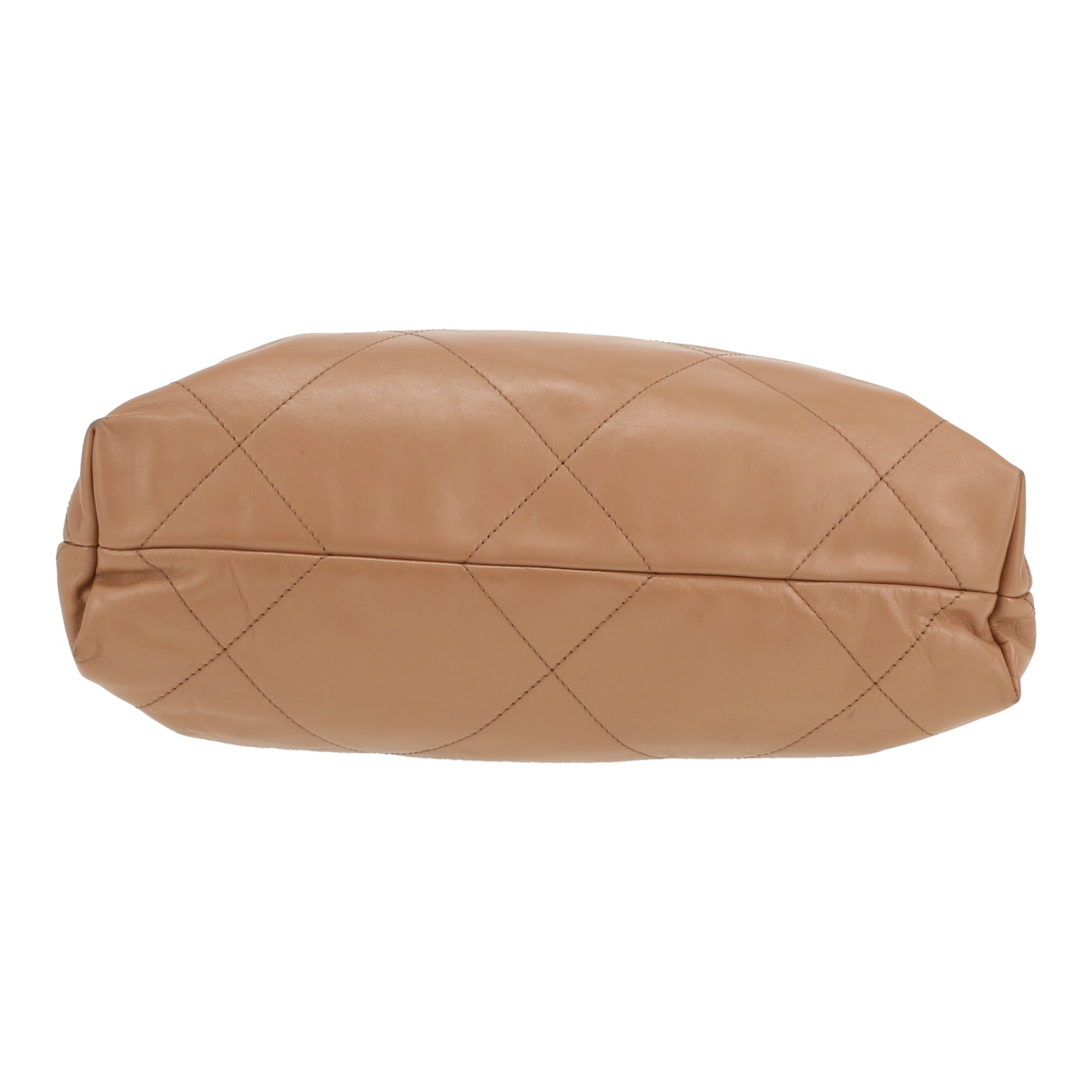 Chanel  22 medium model  handbag  in brown quilted leather - Detail D1