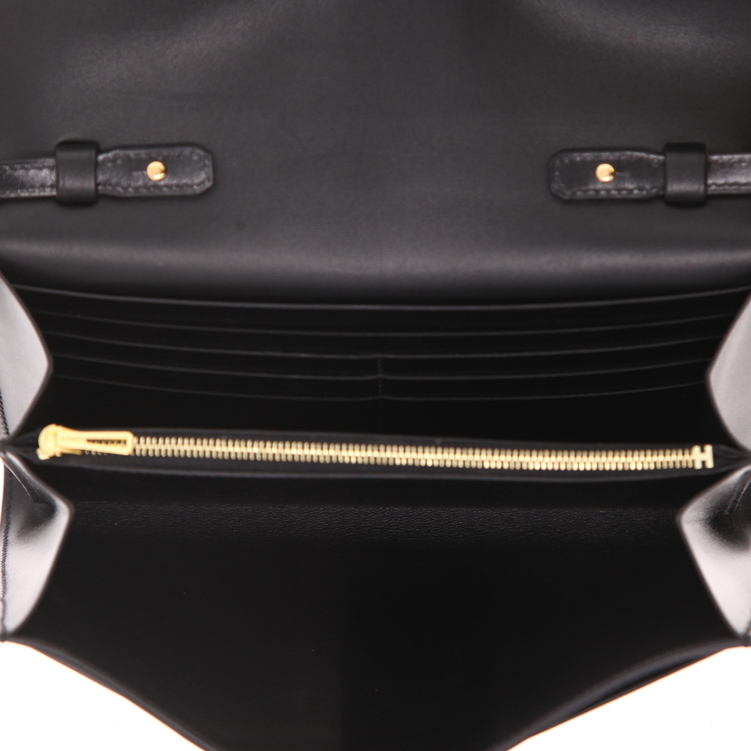 Sac bandoulière Hermès  Constance Long To Go en cuir box noir - Detail D3