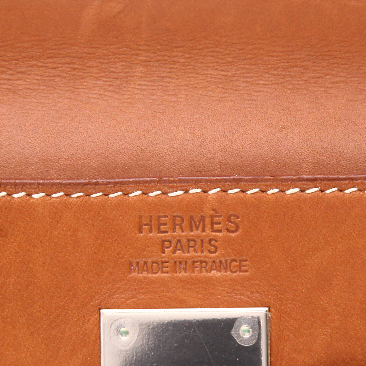 Bolso de mano Hermès  Kelly 40 cm en cuero Barenia rojizo y crin de caballo trenzada beige - Detail D2