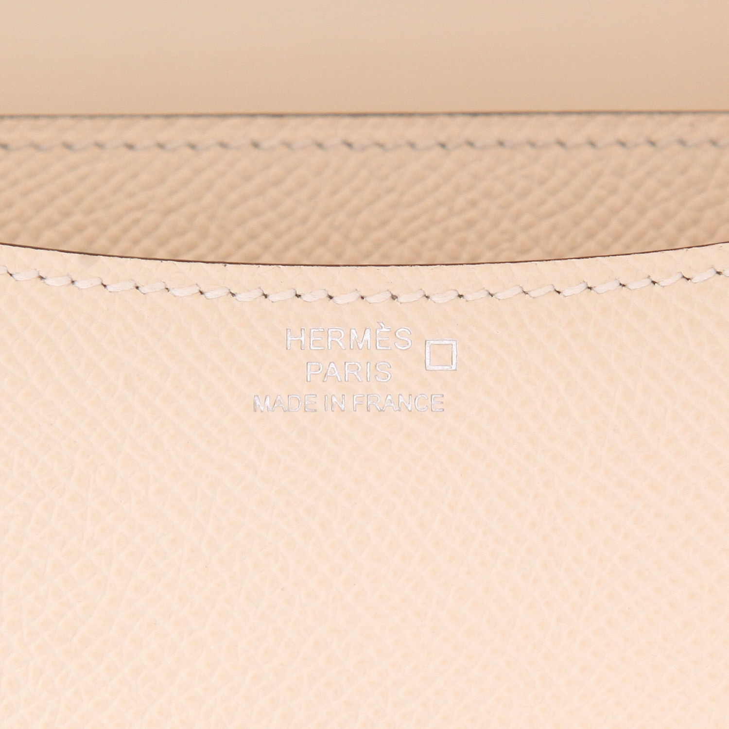 Sac à main Hermès  Constance mini  en cuir epsom Nata - Detail D2