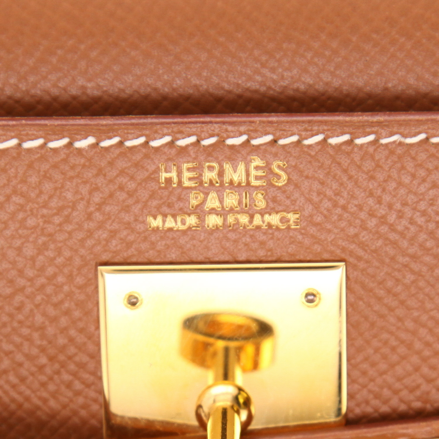 Hermès  Kelly 32 cm handbag  in gold Courchevel leather - Detail D2