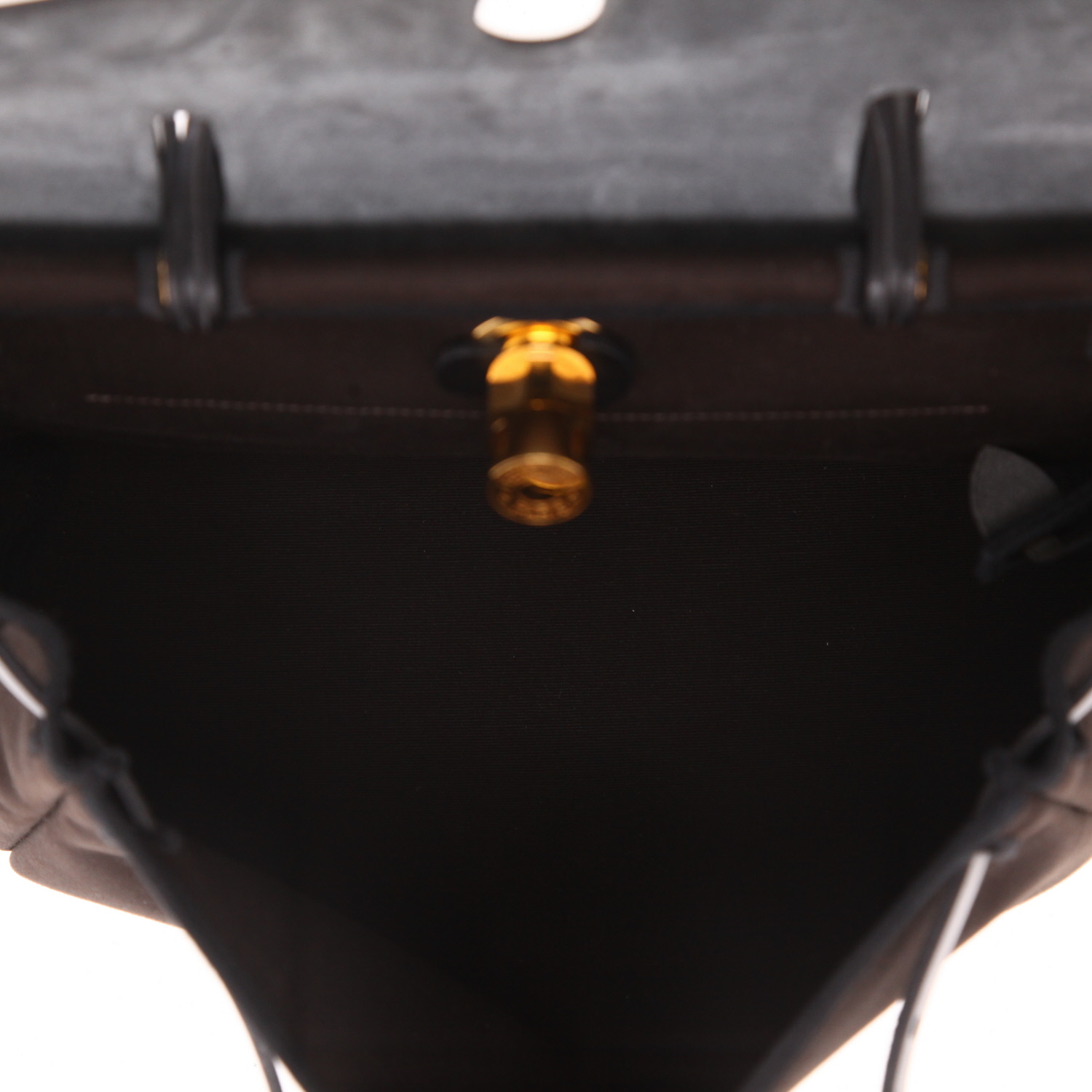 Sac à main Hermès  Herbag en toile marron et cuir noir - Detail D3