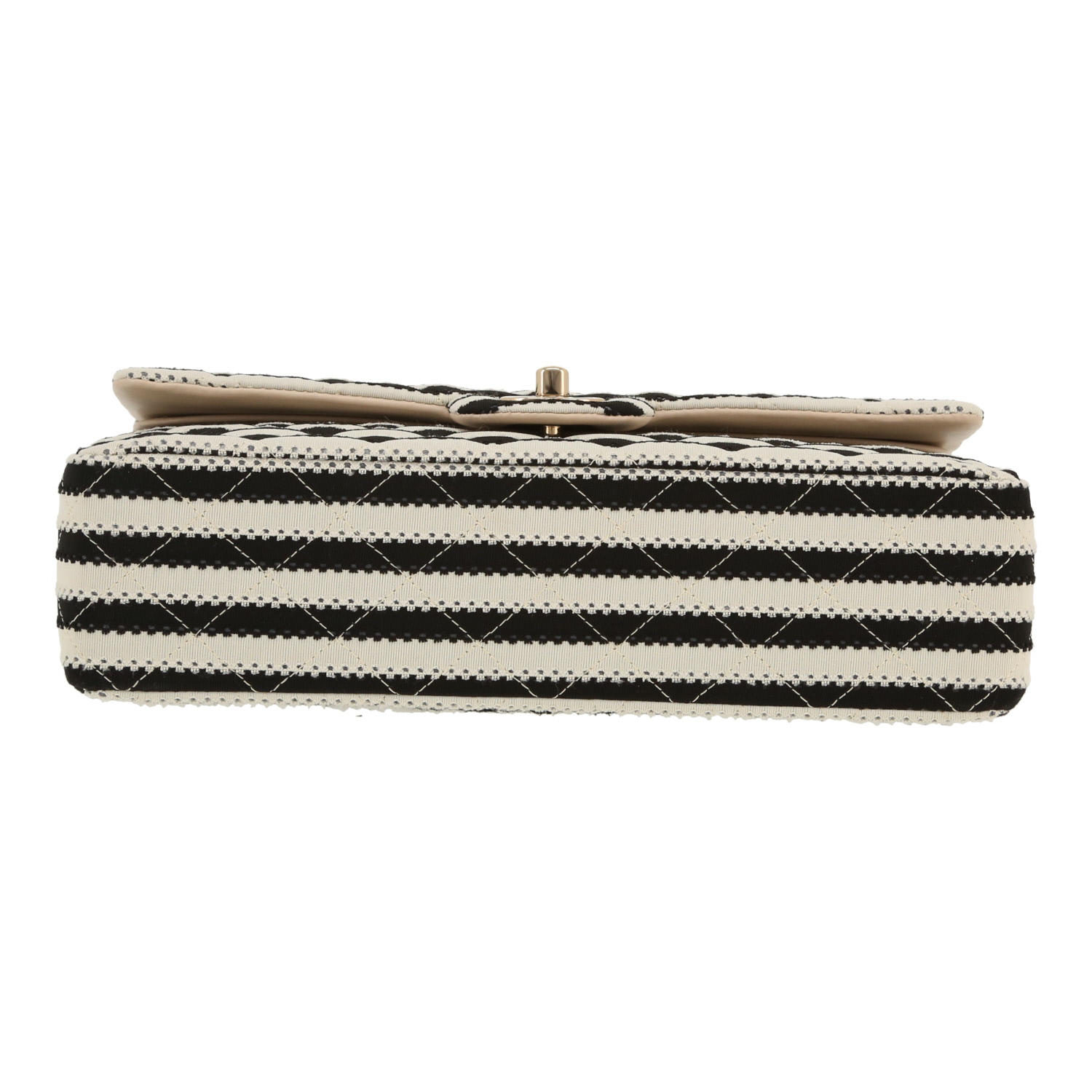 Bolso de mano Chanel  Timeless Classic en lona negra y blanca y cuero - Detail D1