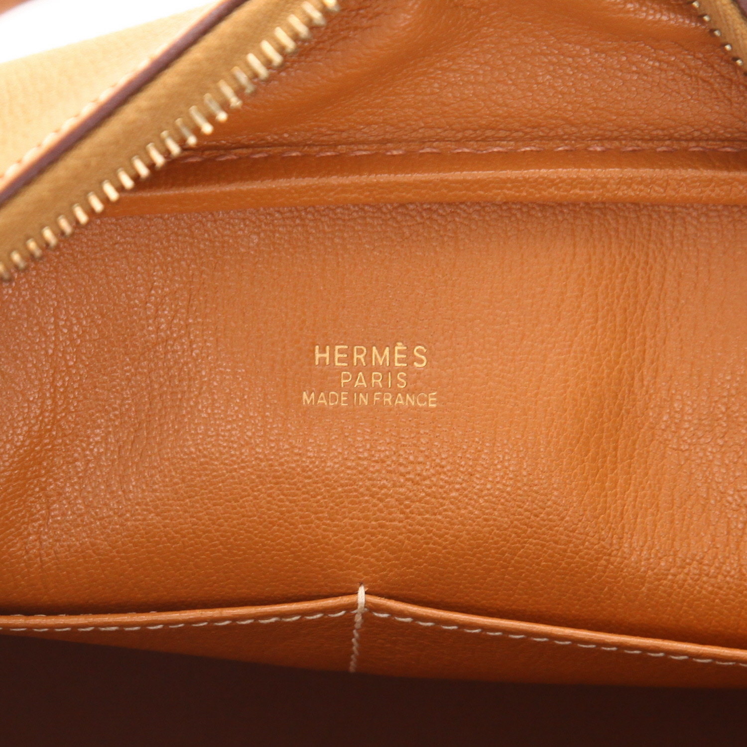 Sac à main Hermès  Plume en vache Liégée marron - Detail D2