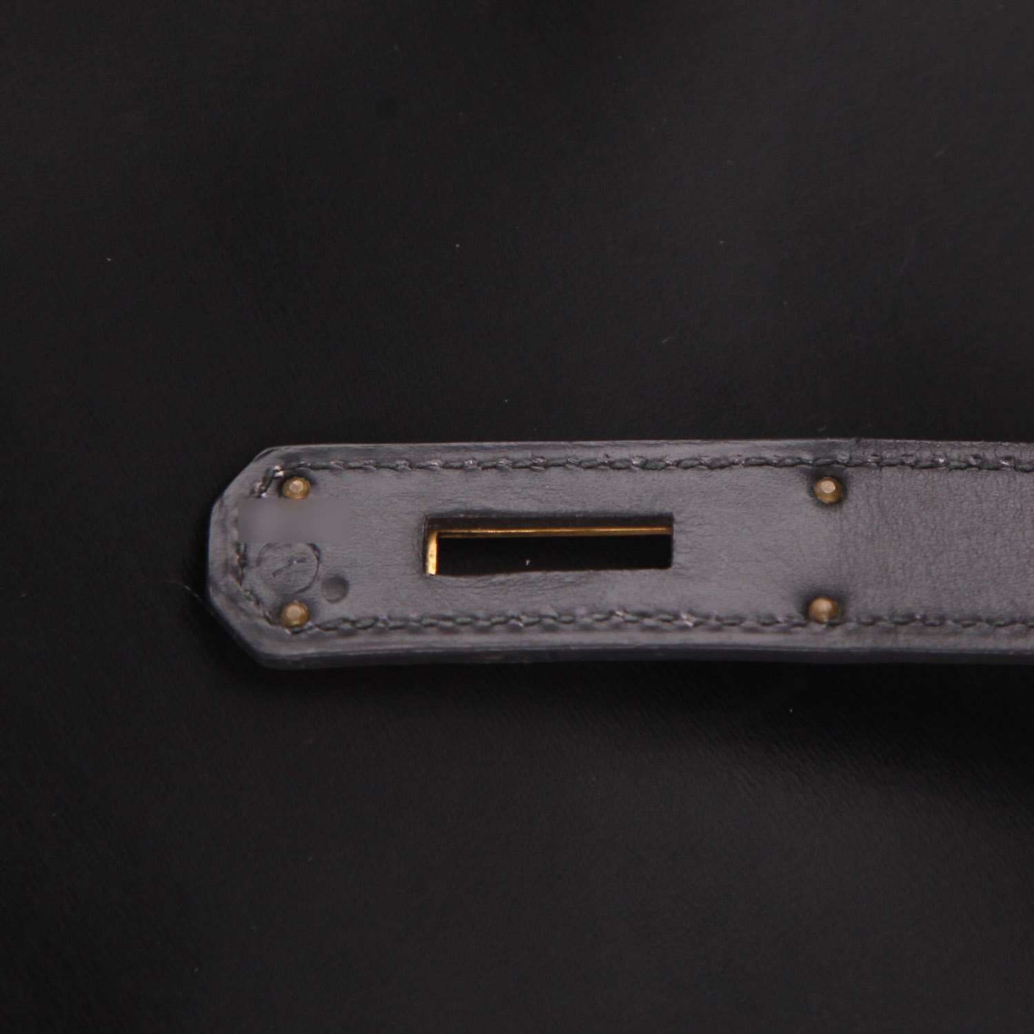 Hermès  Kelly 32 cm handbag  in black box leather - Detail D4