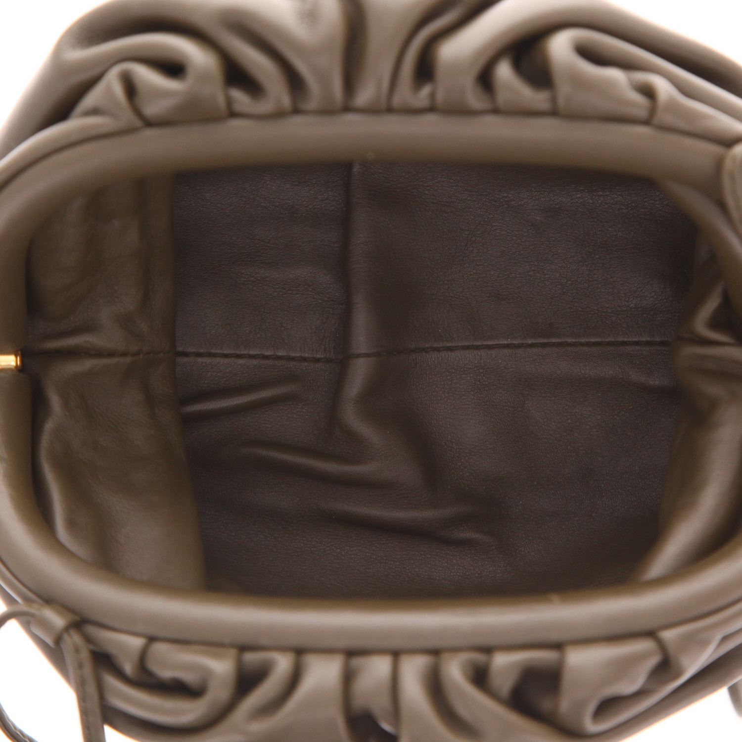Bottega Veneta  Pouch shoulder bag  in khaki leather - Detail D3