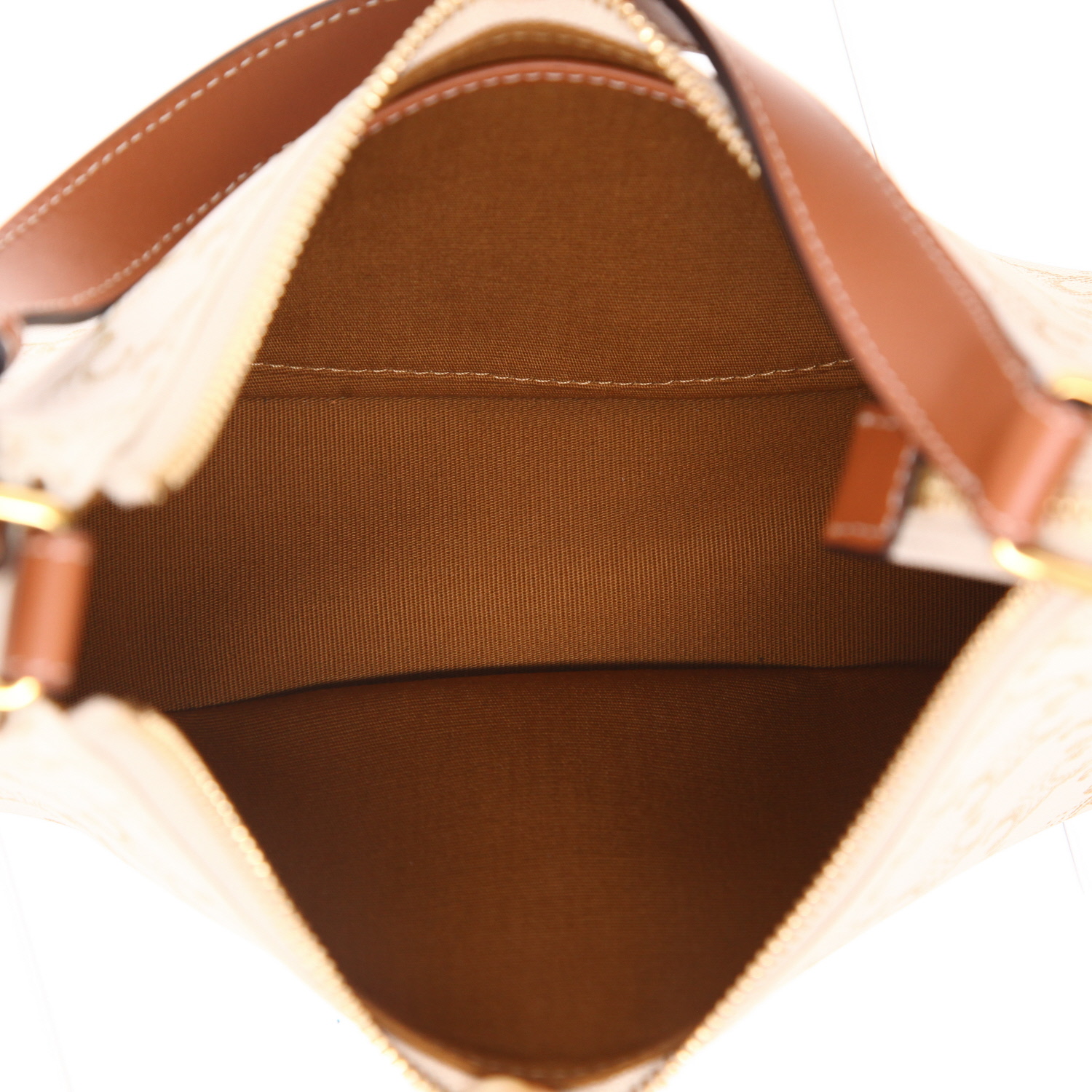 Sac à main Celine  Ava en toile Triomphe blanche et cuir marron - Detail D3