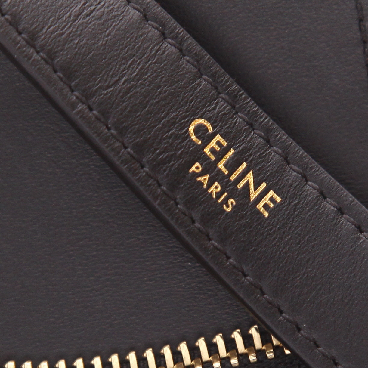 Bolso de mano Celine  Ava Triomphe en cuero negro - Detail D2