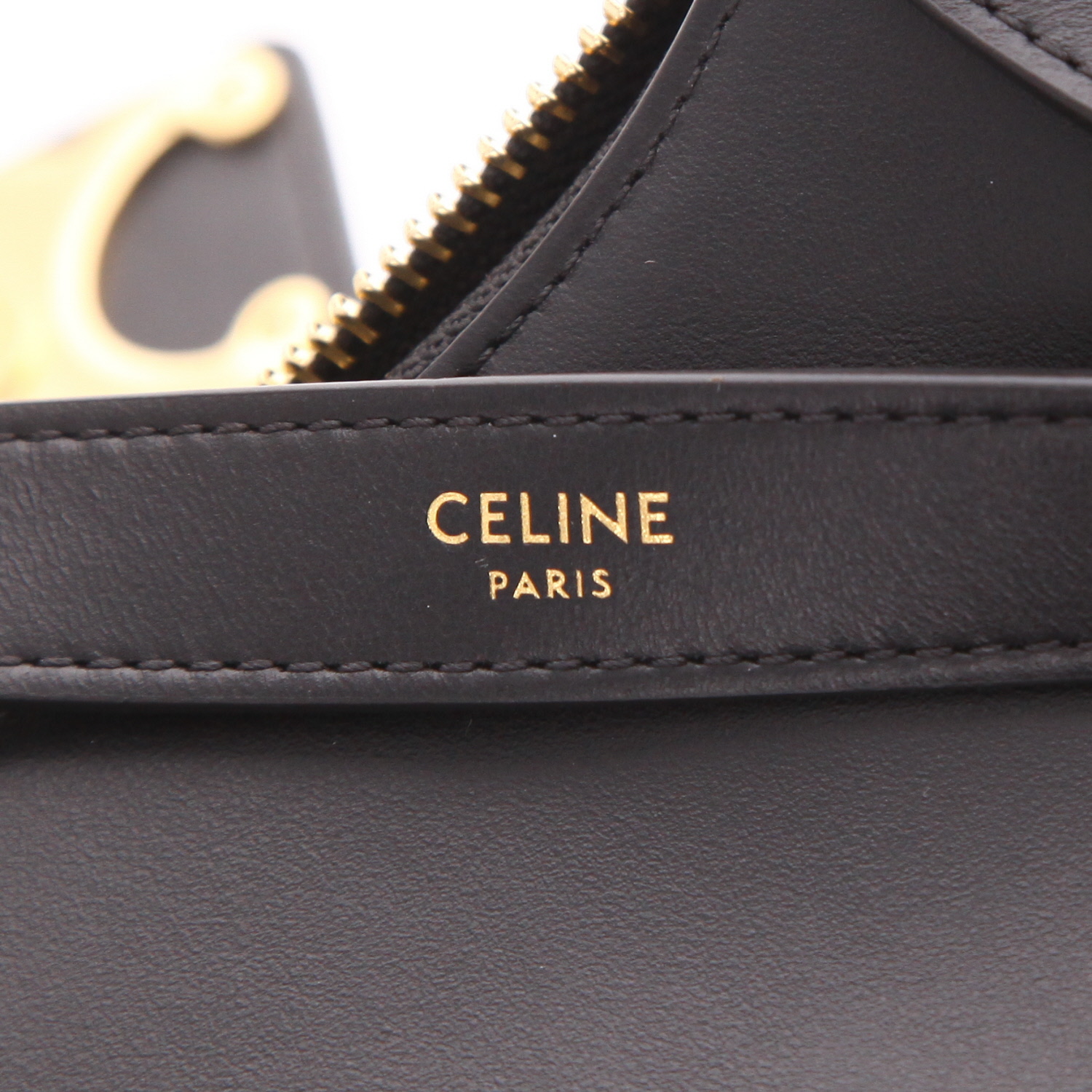 Celine  Ava Triomphe medium model  handbag  in black leather - Detail D2