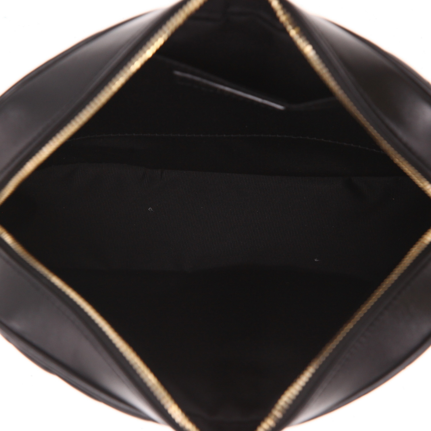 Saint Laurent  Lou Sac Caméra shoulder bag  in black chevron quilted leather - Detail D3