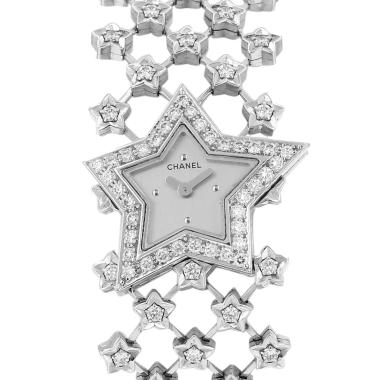 Chanel Cometes  in white gold and diamonds Circa 2000