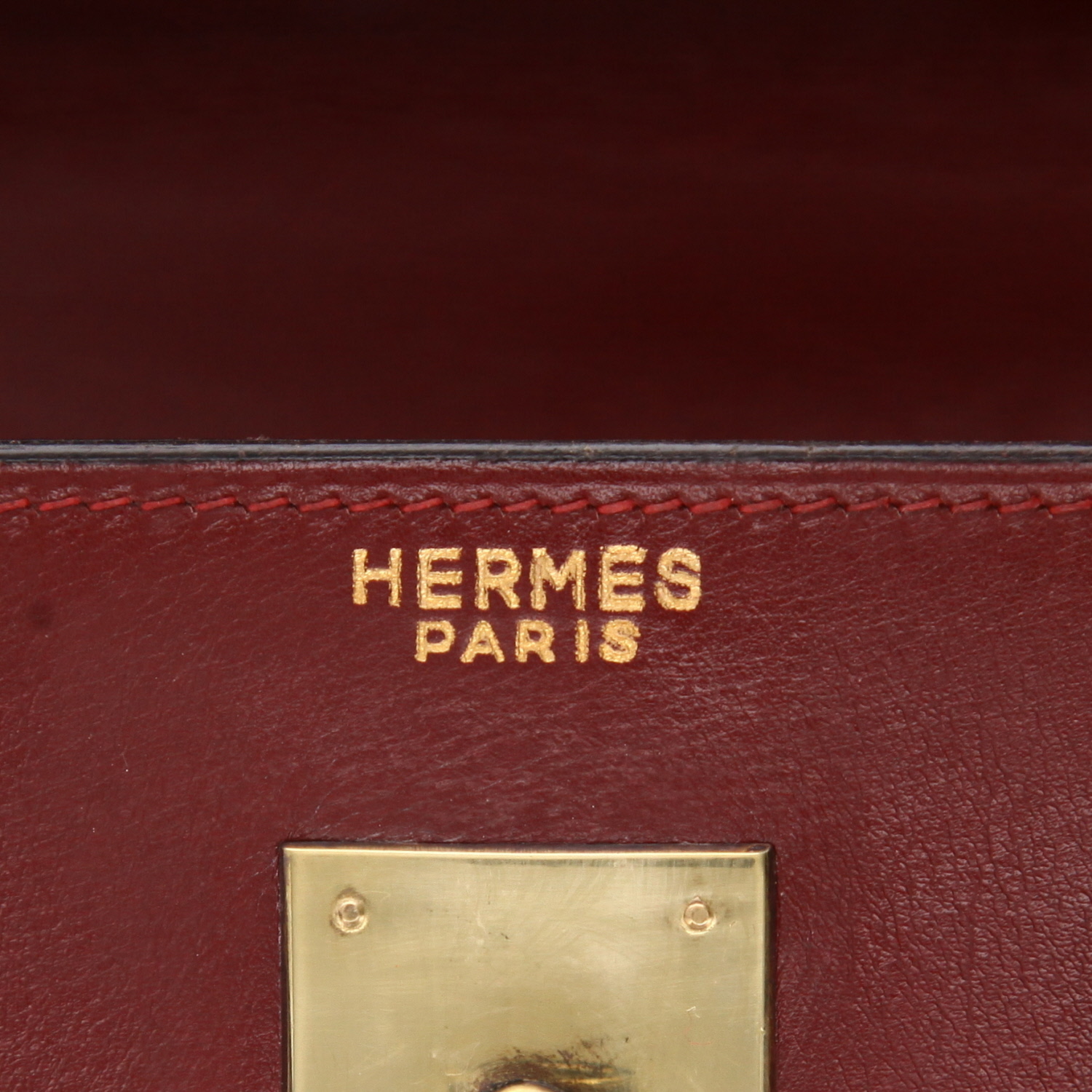 Bolso Hermès Kelly de 35 cm en piel roja «box» H - Detail D2