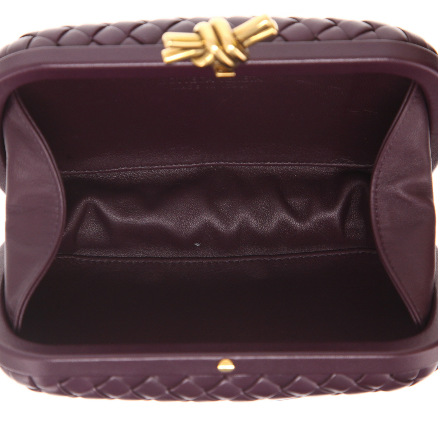 Bottega Veneta  Knot pouch  in purple intrecciato leather - Detail D3