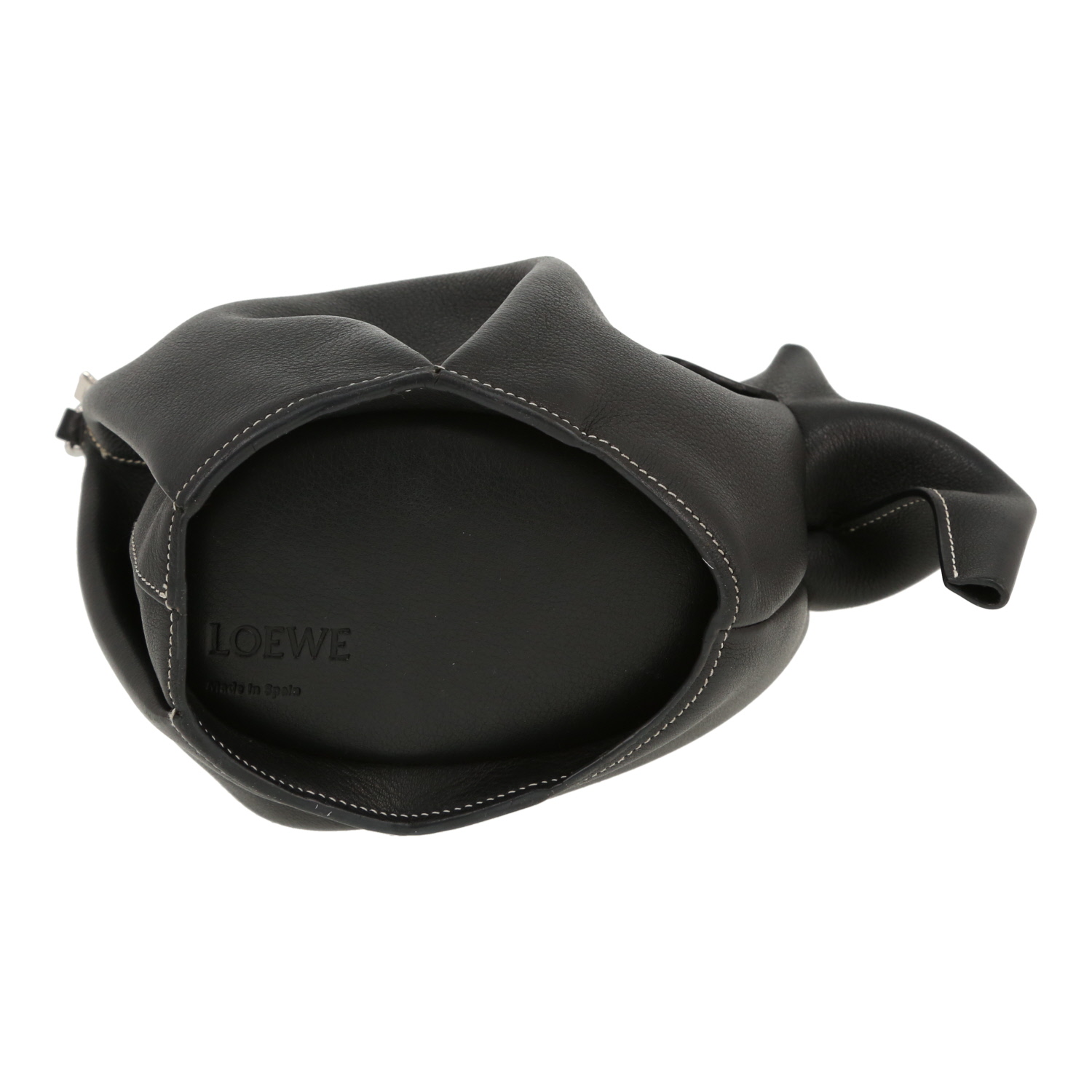 Loewe  Elephant shoulder bag  in black leather - Detail D1