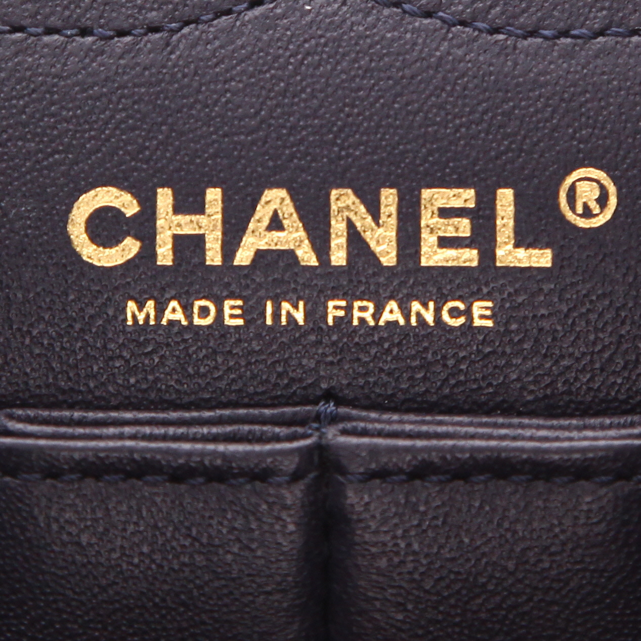 Chanel  2.55 medium model  shoulder bag  in white, black and multicolor tweed - Detail D2