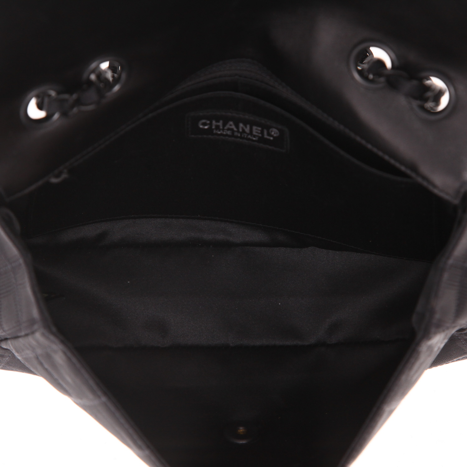 Sac bandoulière Chanel  Timeless Classic en toile noire - Detail D3