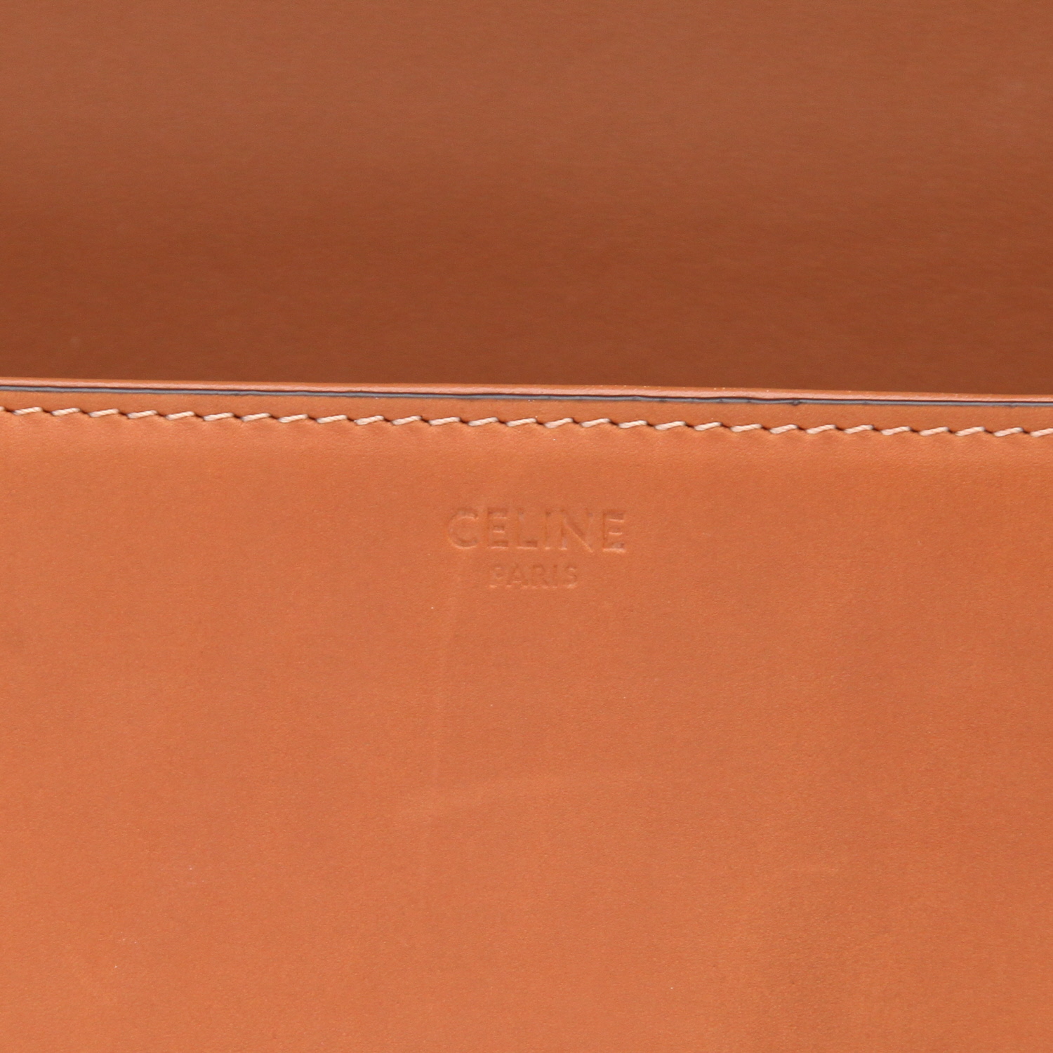 Sac bandoulière Celine  Triomphe en cuir naturel marron - Detail D2