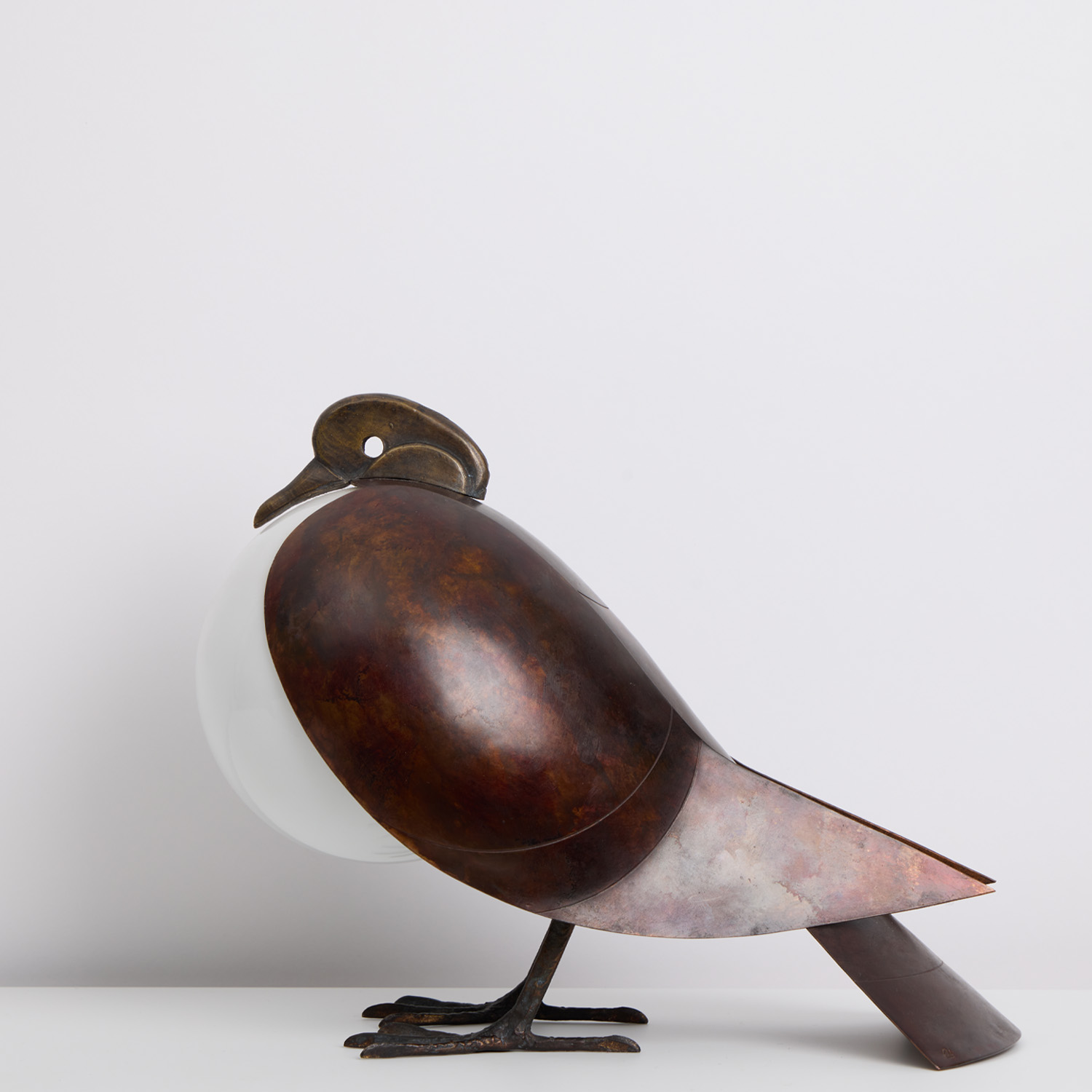 Lampe de table 'Pigeon' - le modèle crée en 1991 - Edition Artcurial - Detail D3