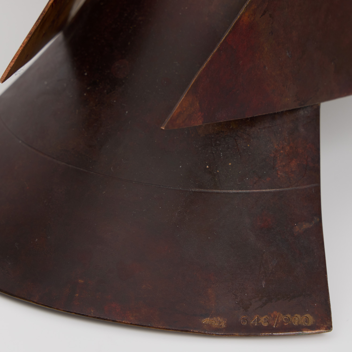 Lampe de table 'Pigeon' - le modèle crée en 1991 - Edition Artcurial - Detail D7