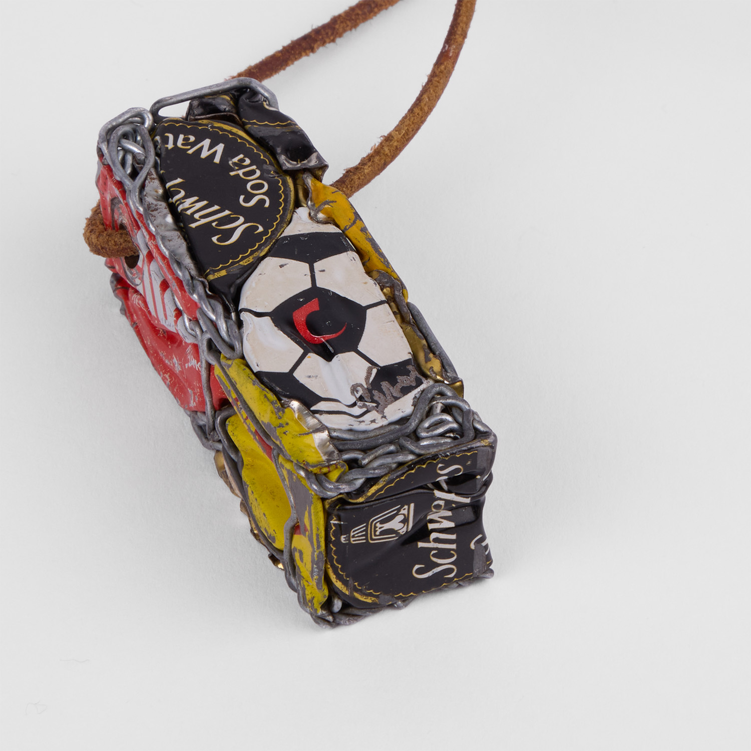 Compression of metal capsules (pendant) - circa 1980/1990 - Detail D2