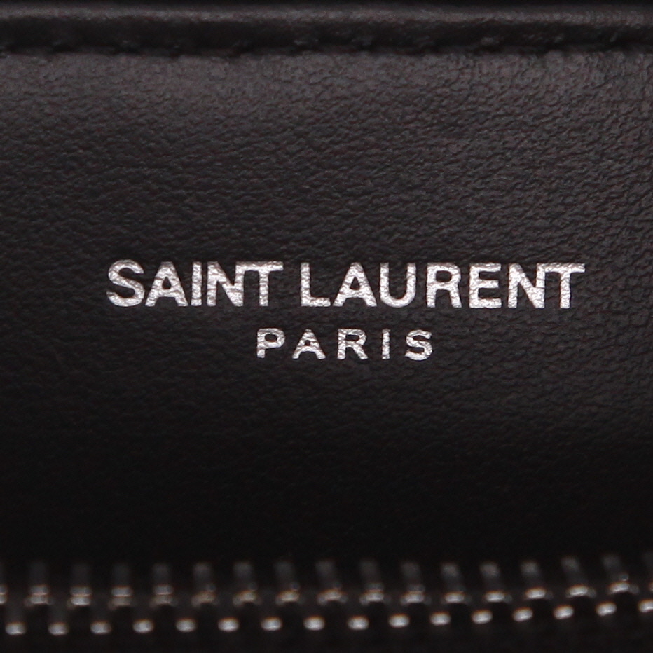 Sac bandoulière Saint Laurent  Loulou petit modèle  en cuir matelassé chevrons noir - Detail D2