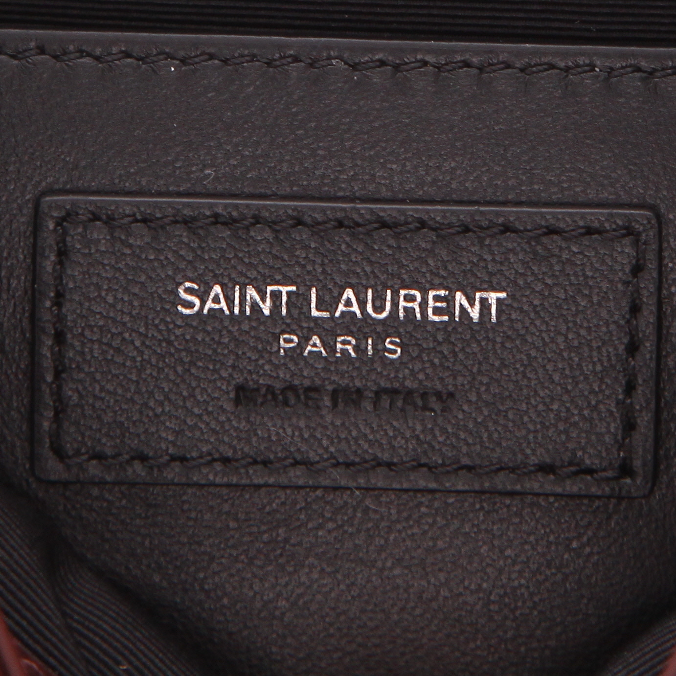 Sac bandoulière Saint Laurent  Niki Baby en cuir bordeaux - Detail D2
