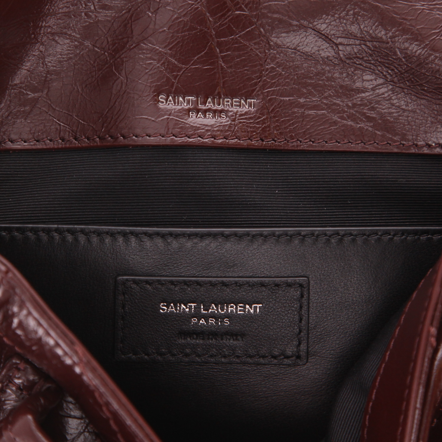 Saint Laurent  Niki Baby shoulder bag  in burgundy chevron quilted leather - Detail D2