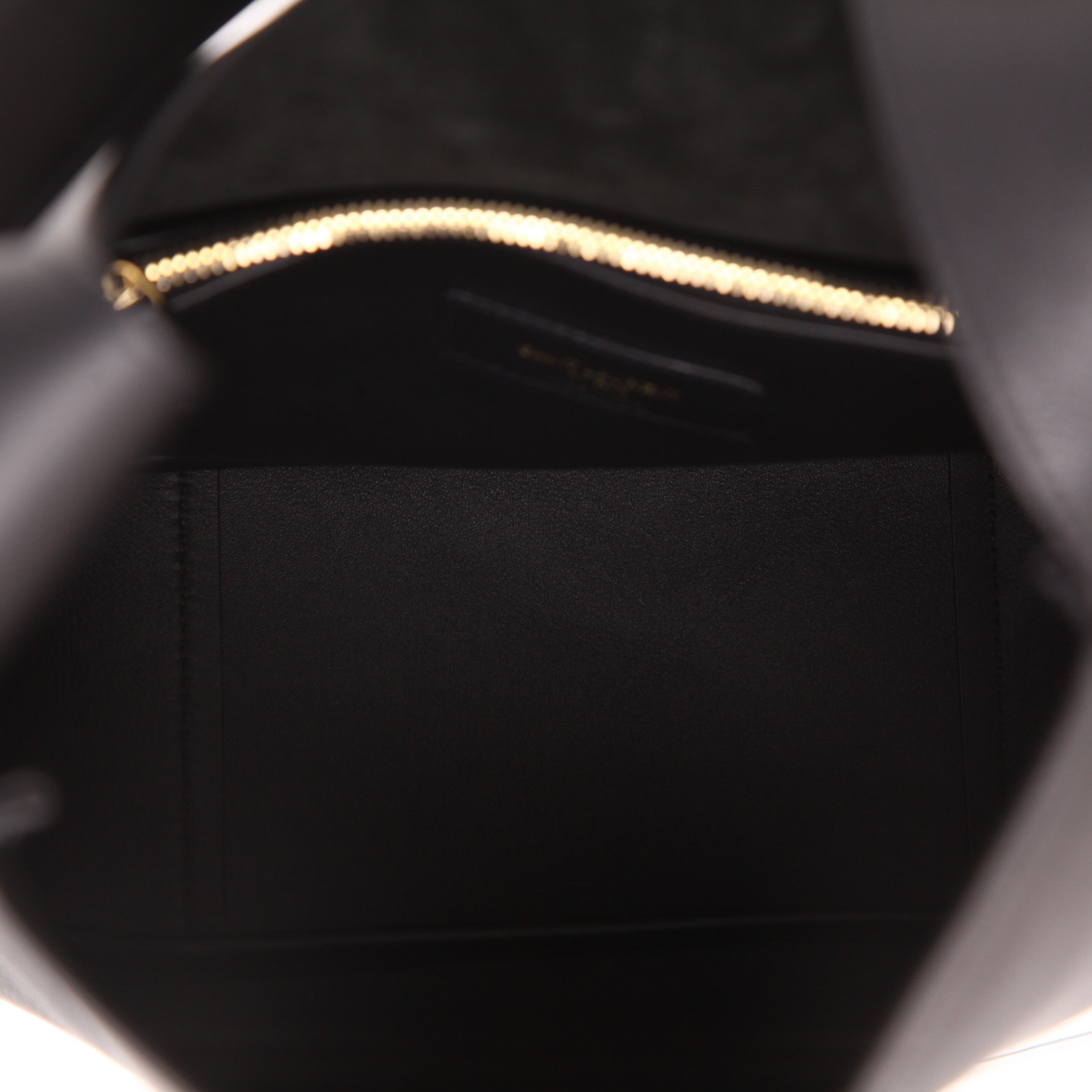 Sac à main Saint Laurent  5 à 7 petit modèle  en cuir noir - Detail D3