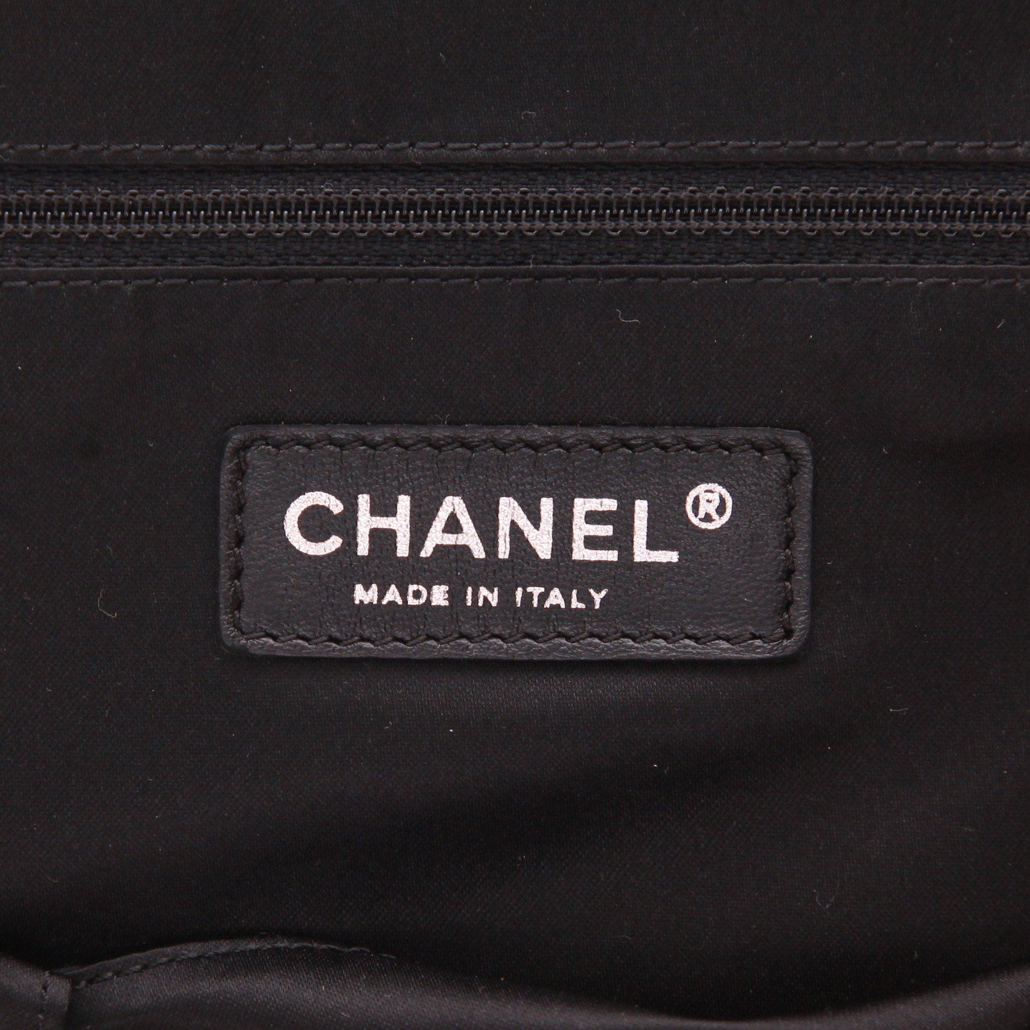 Sac à main Chanel   en toile noire et sequin - Detail D2