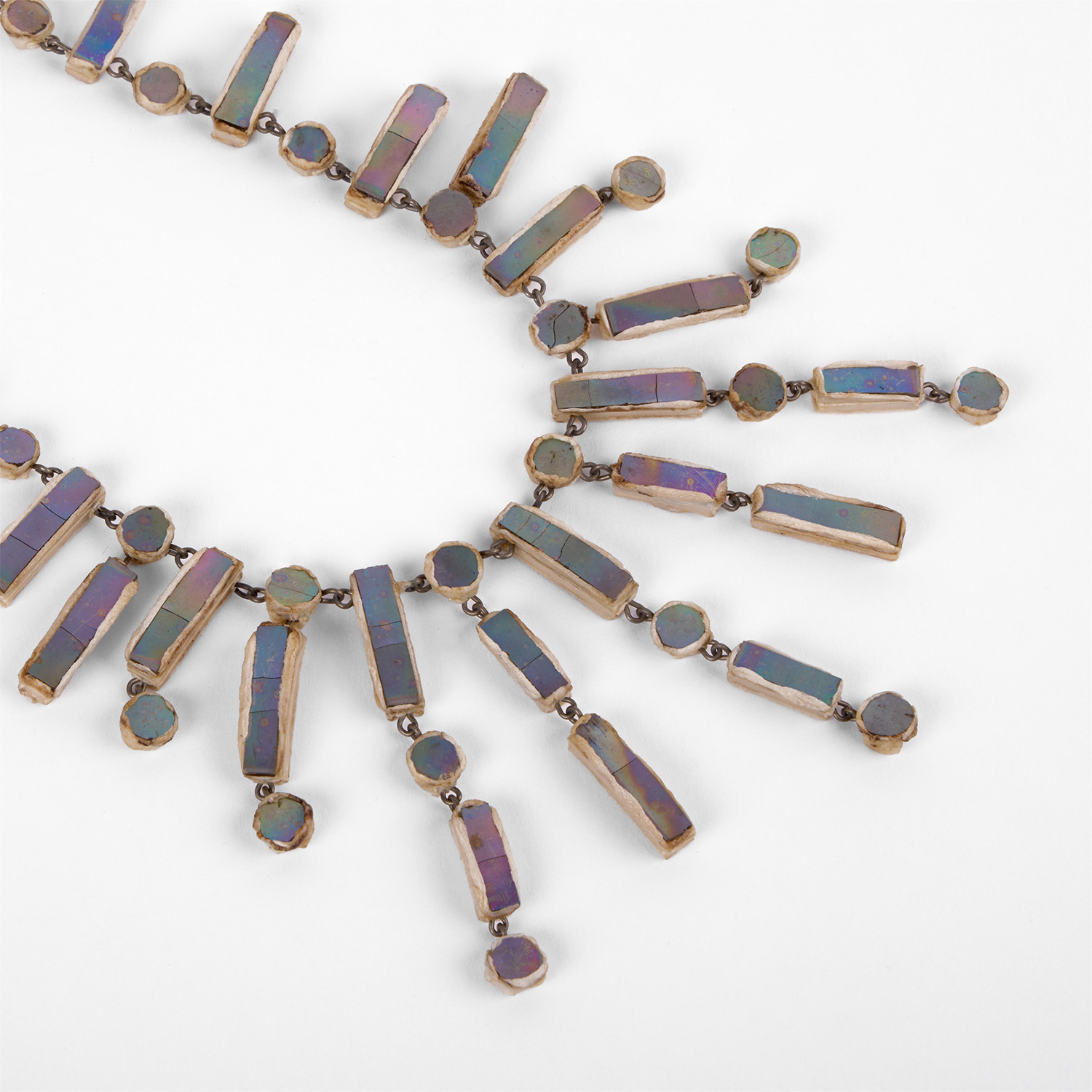 Necklace - circa 1960 - Detail D1
