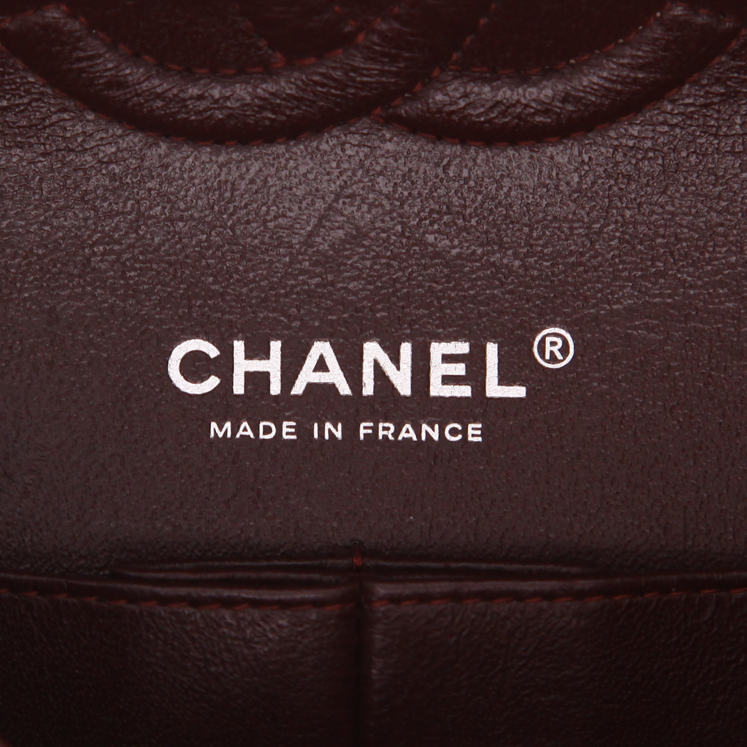 Sac à main Chanel  Timeless Classic en cuir matelassé noir - Detail D2