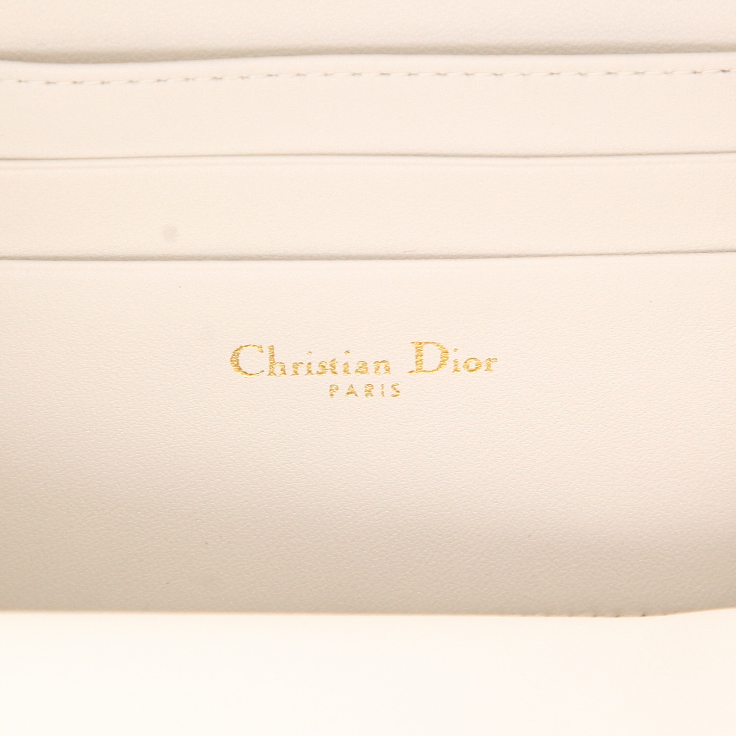 Bolso bandolera Dior  Box 30 Montaigne en cuero cannage blanco - Detail D2
