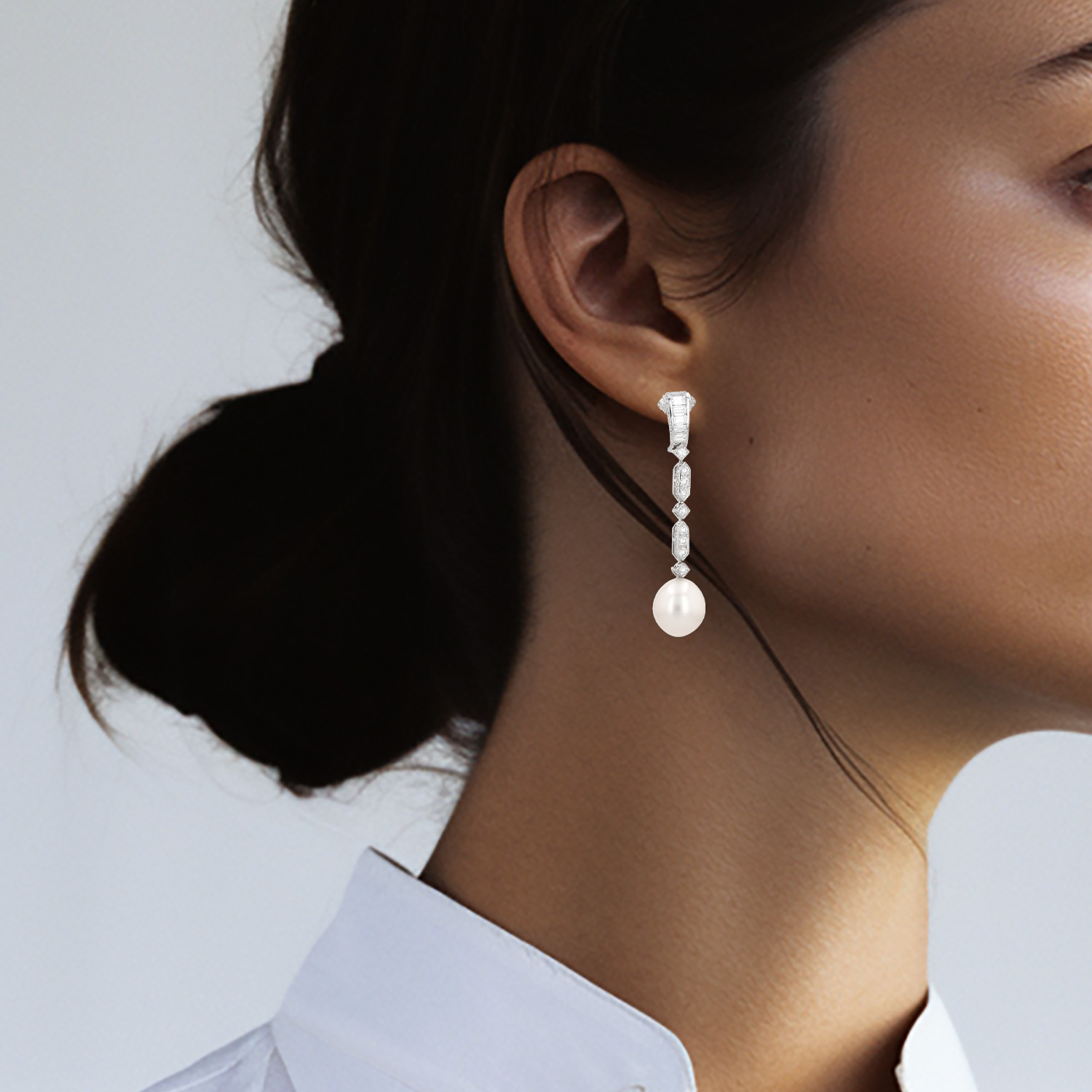 Mauboussin  earrings in white gold, diamonds and cultured pearls