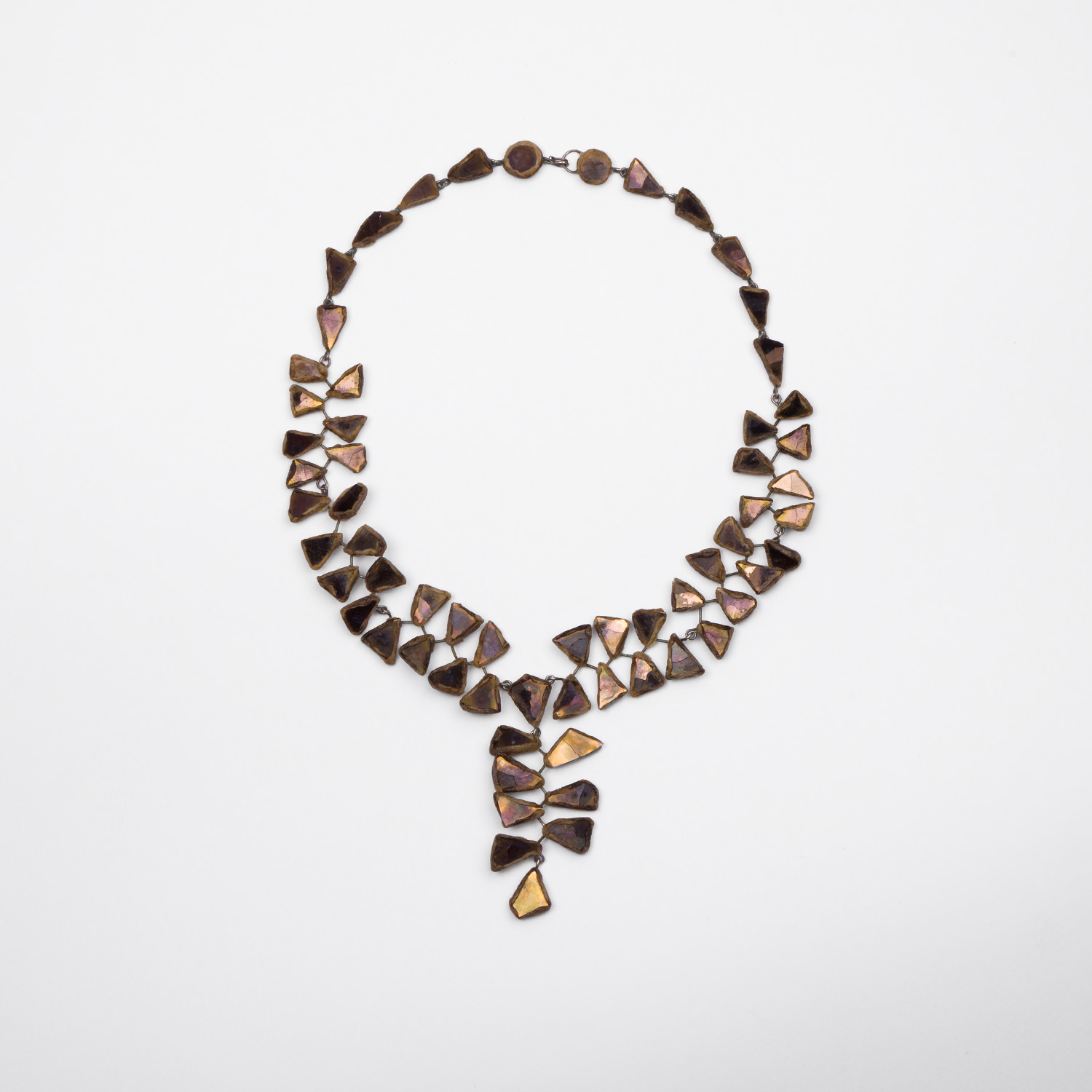 Necklace - circa 1960 - Detail D3