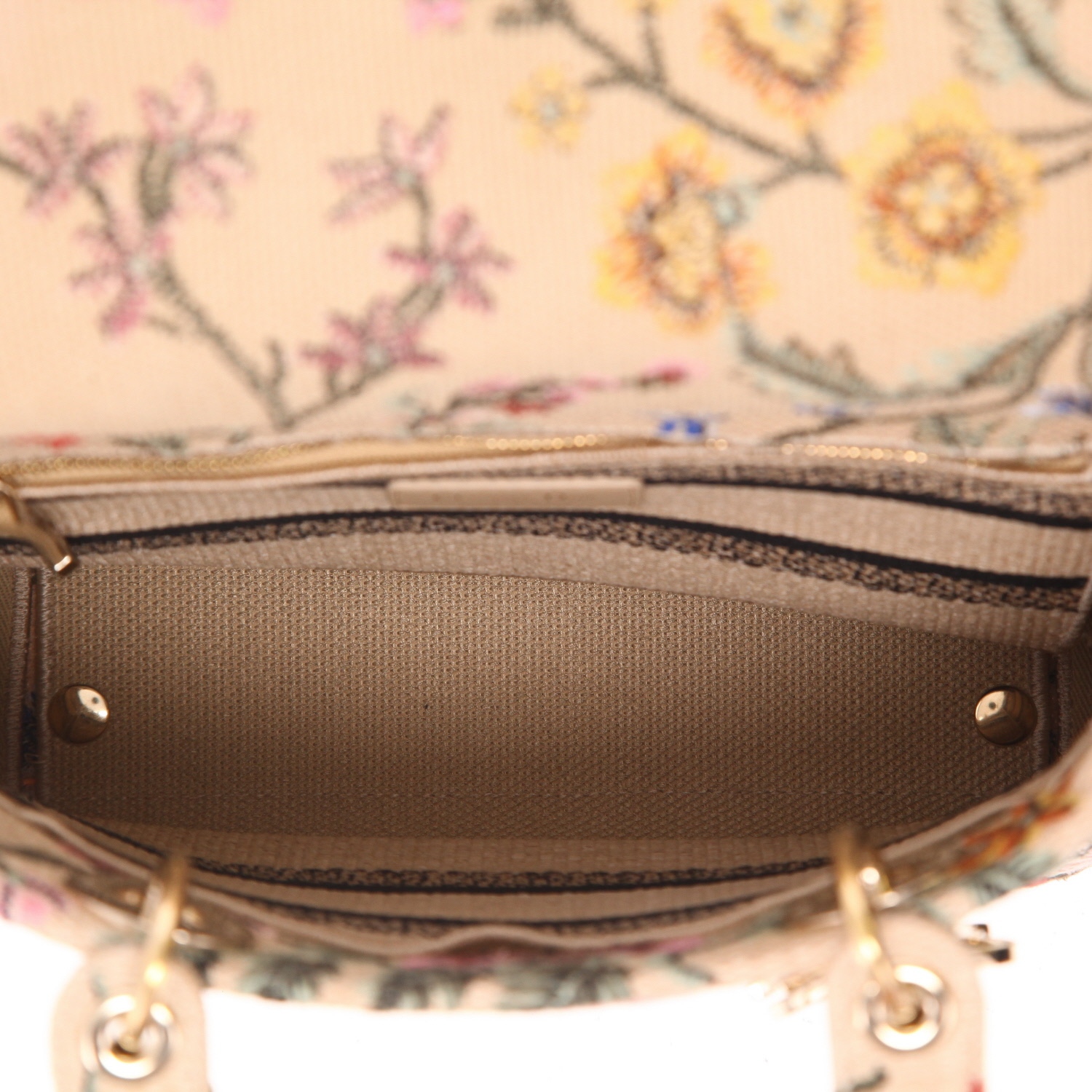 Dior  Lady Dior handbag  in beige canvas - Detail D3