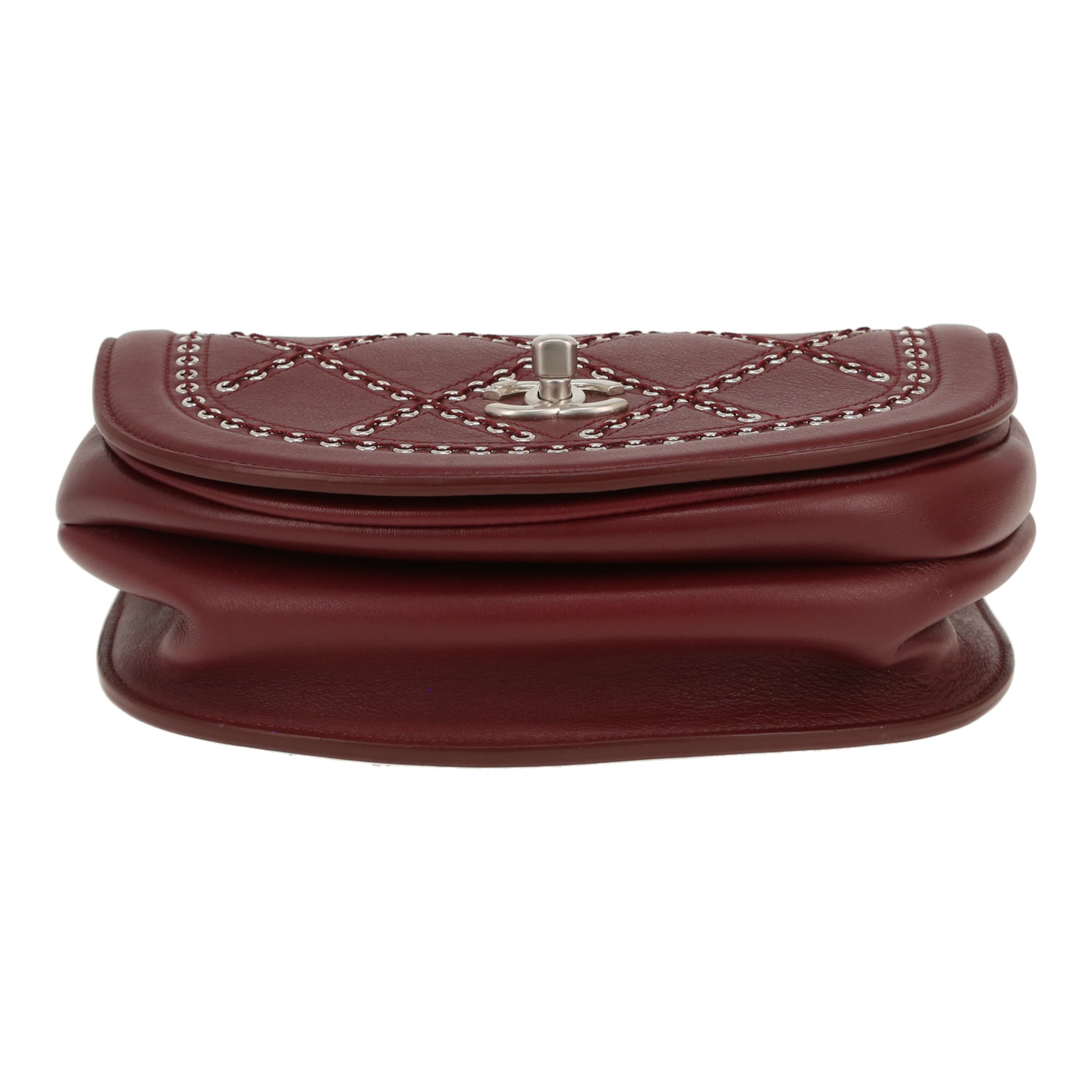 Chanel   shoulder bag  in burgundy leather - Detail D1