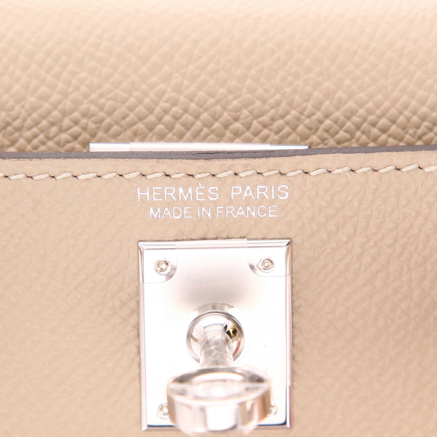 Borsa a tracolla Hermès  Kelly 20 cm in pelle Epsom Trench Craie e etoupe - Detail D2