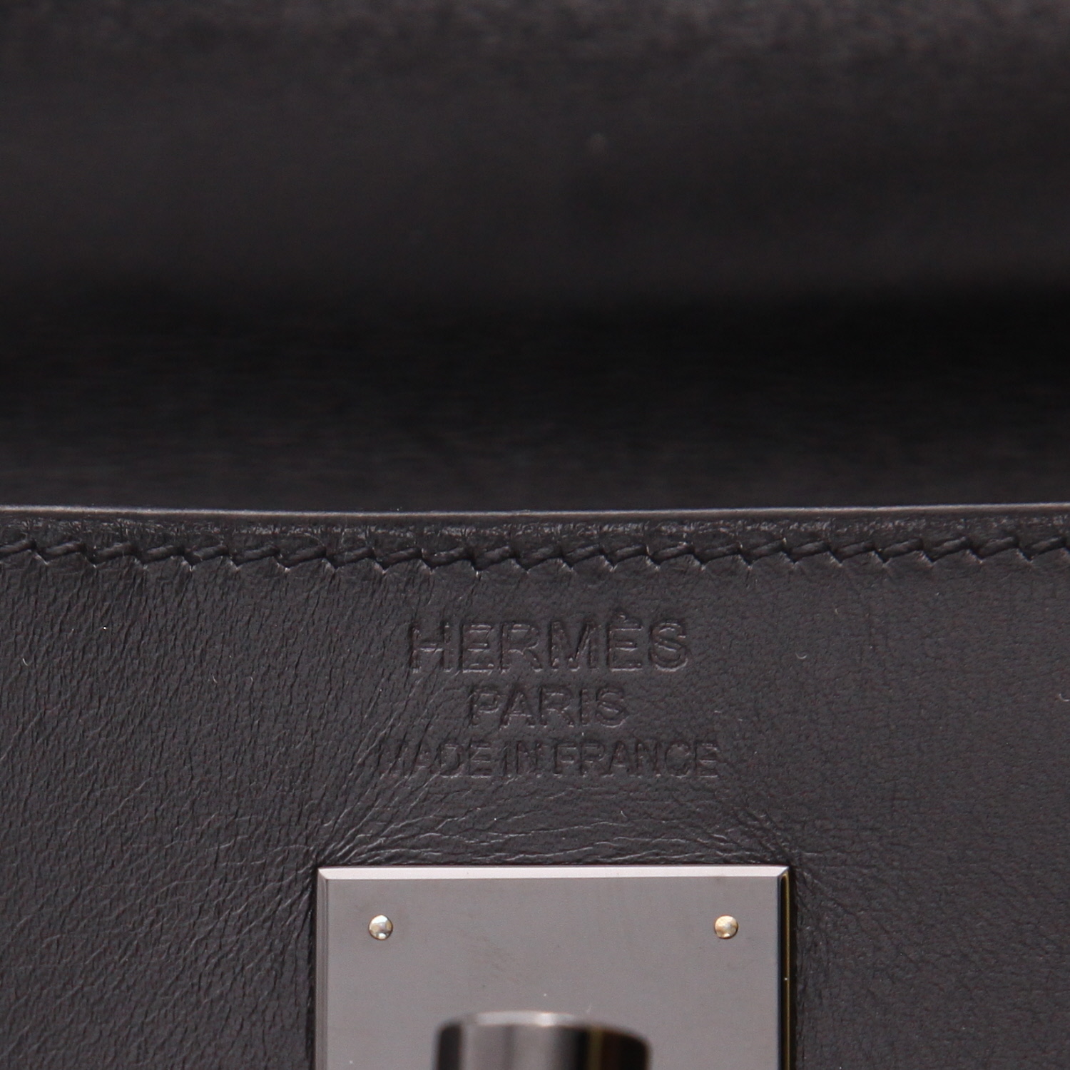 Hermès  Kelly So Black handbag  in black box leather - Detail D2