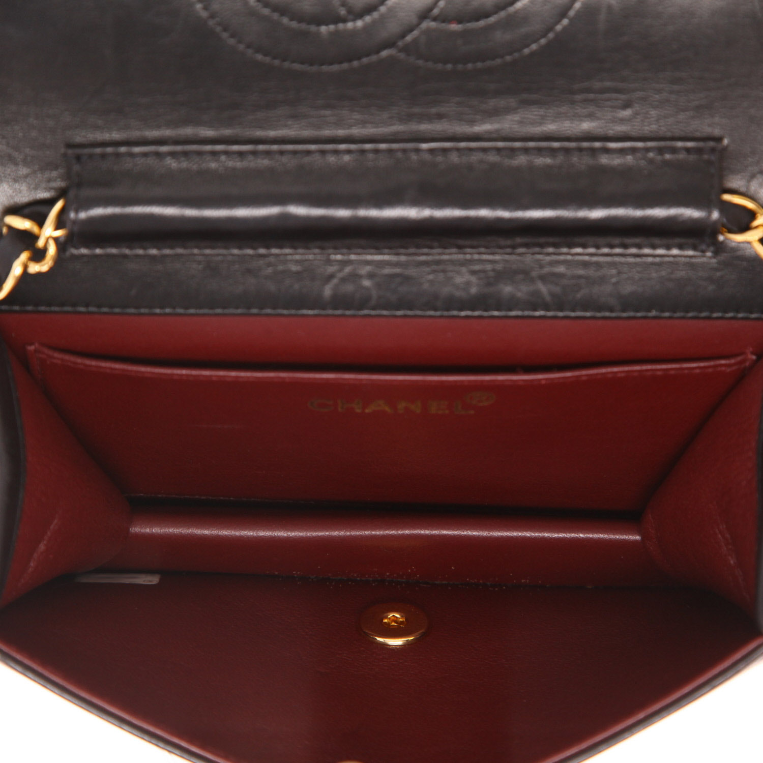 Sac bandoulière Chanel  Mademoiselle en cuir matelassé noir - Detail D3