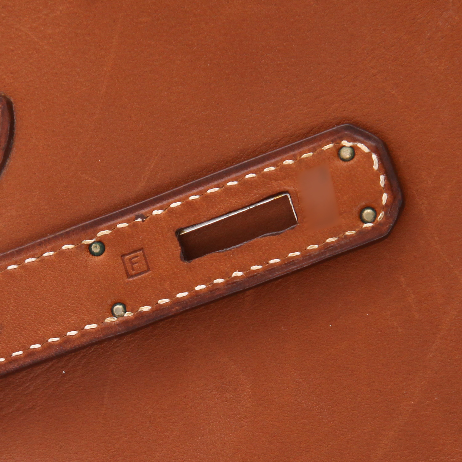 Hermès  Birkin 40 cm handbag  in fawn Barenia leather - Detail D4