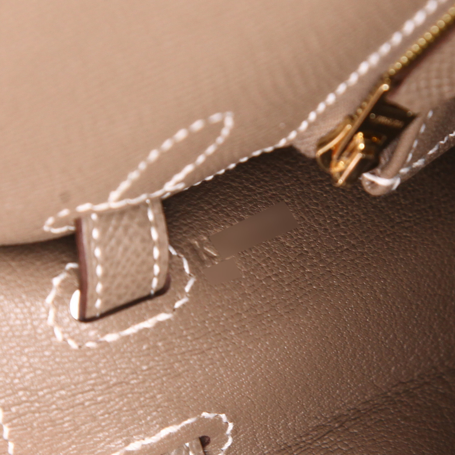 Borsa Hermès  Kelly 25 cm in pelle Epsom etoupe - Detail D4