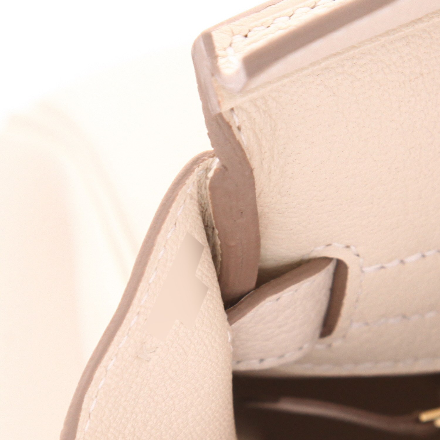 Bolso de mano Hermès  Birkin 30 cm en cuero togo Craie - Detail D4