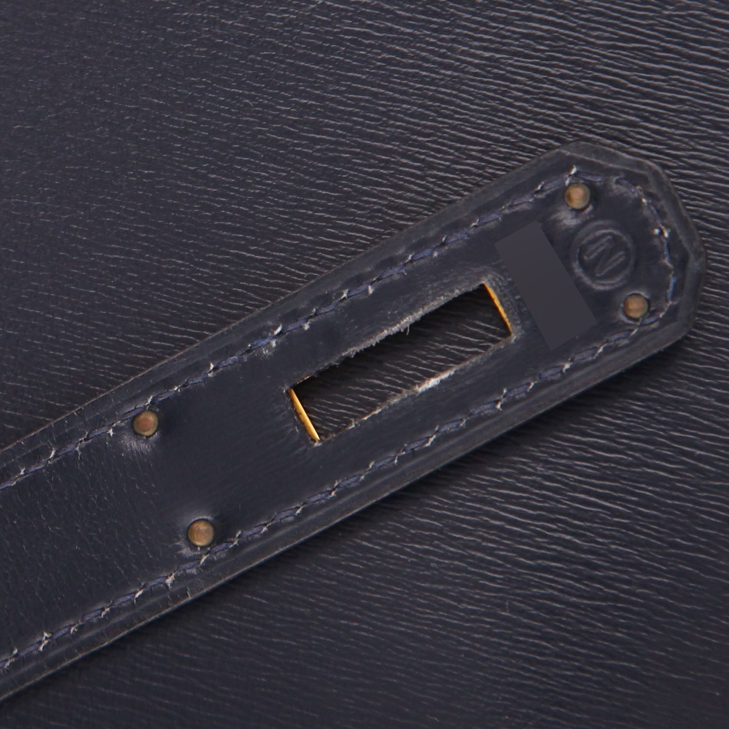 Hermès Kelly 32 cm handbag in navy blue box calf leather - Detail D4