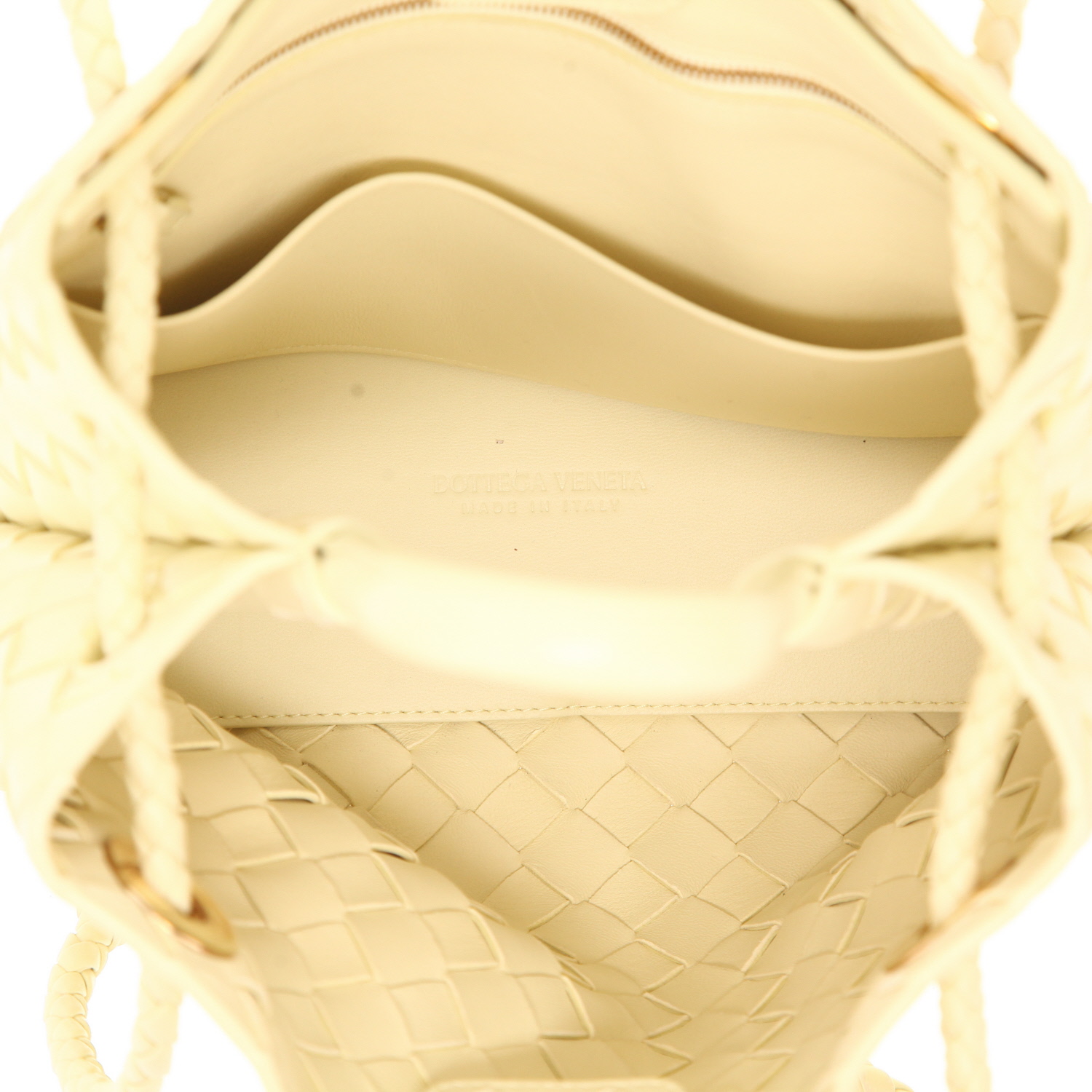 Bolso de mano Bottega Veneta  Andiamo en cuero intrecciato amarillo - Detail D3